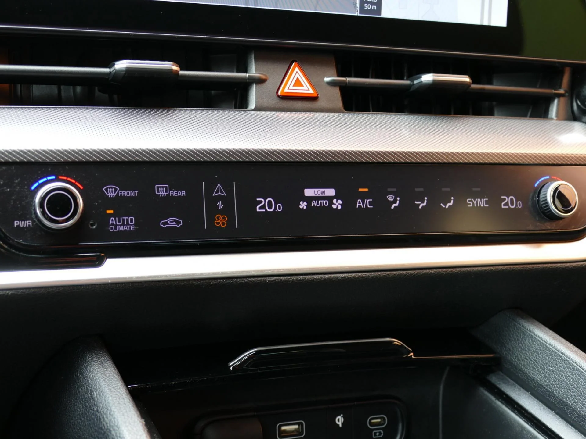 KIA SPORTAGE - Miniature 11 sur 31 - Cliquer pour voir cette photo
