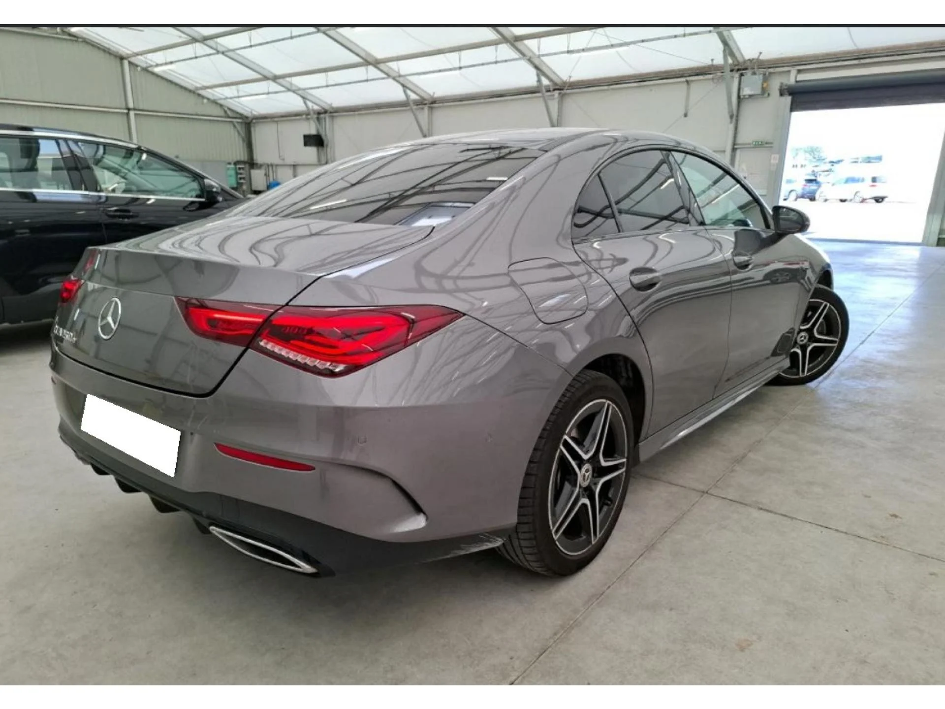 MERCEDES CLA - Miniature 2 sur 5 - Cliquer pour voir cette photo