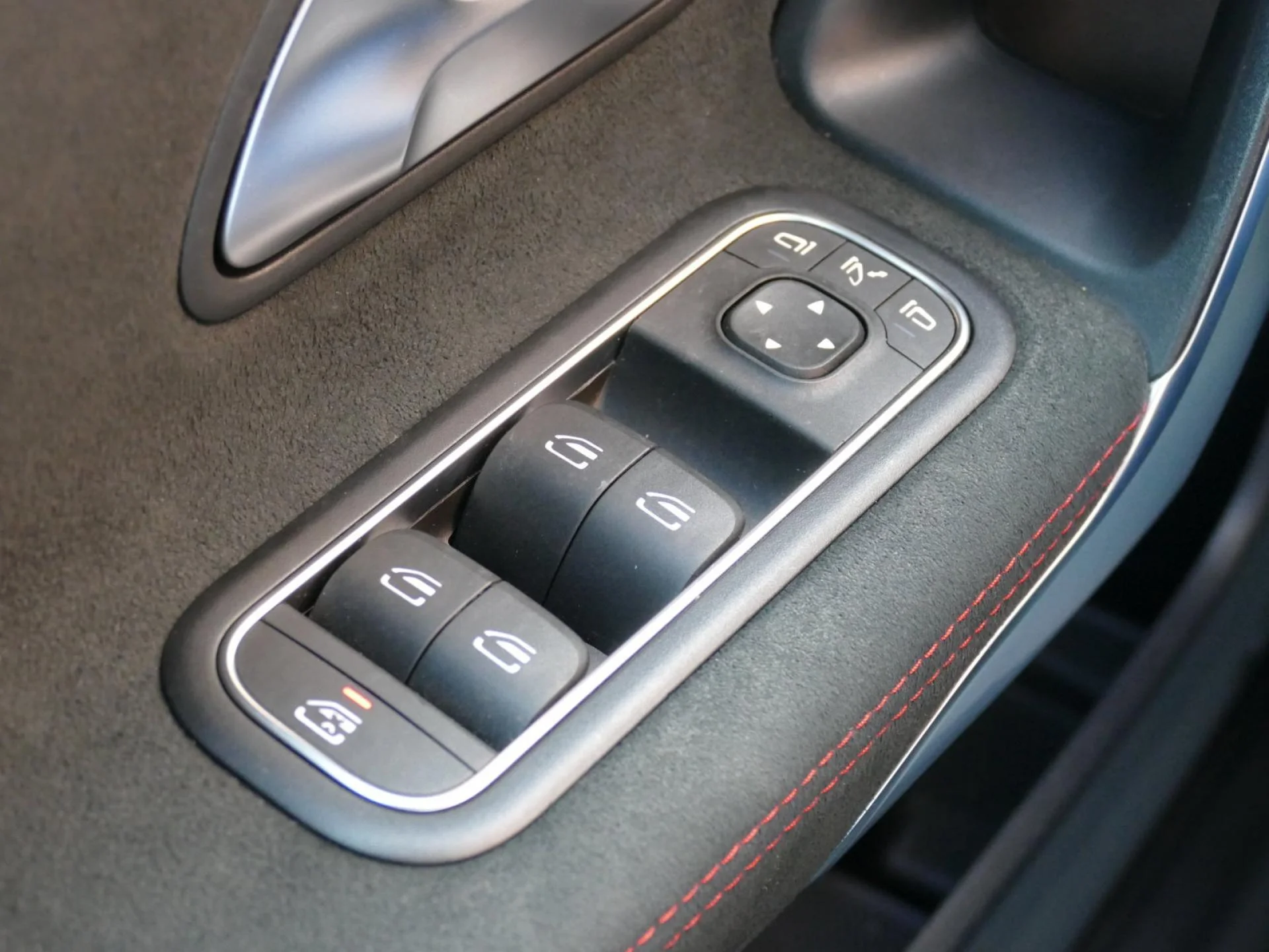 MERCEDES CLASSE A - Miniature 20 sur 27 - Cliquer pour voir cette photo