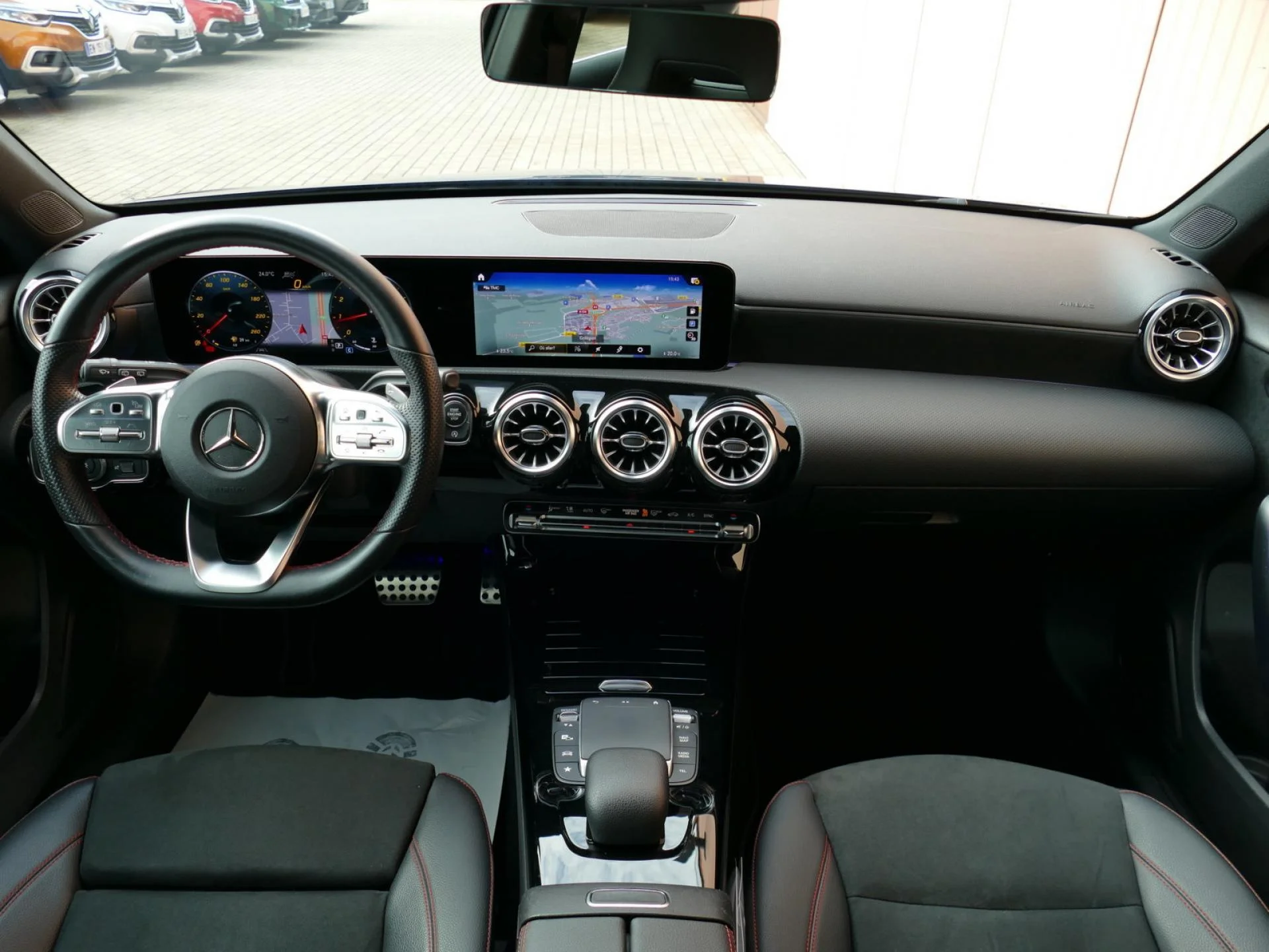 MERCEDES CLASSE A - Miniature 5 sur 27 - Cliquer pour voir cette photo