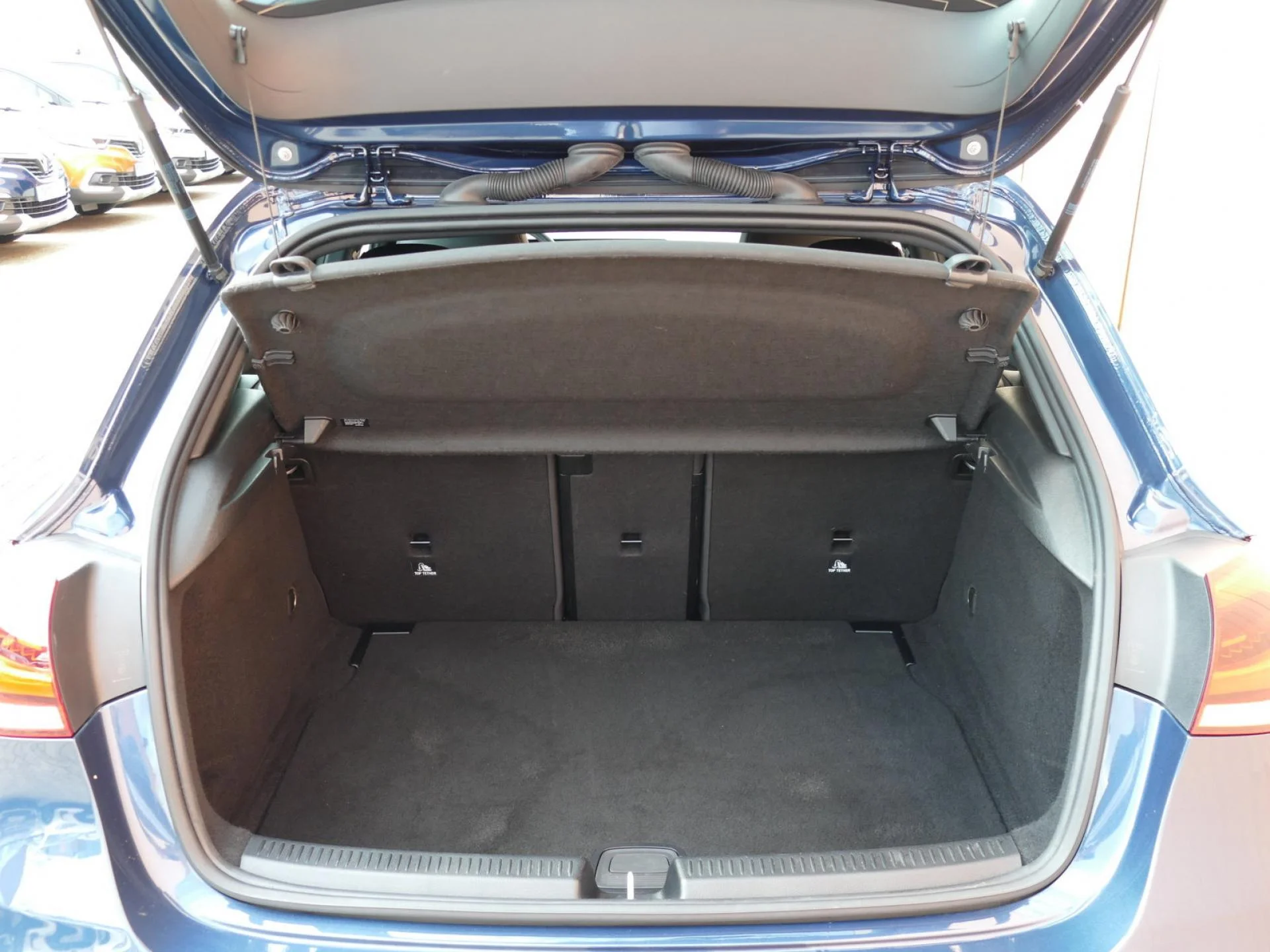 MERCEDES CLASSE A - Miniature 8 sur 27 - Cliquer pour voir cette photo