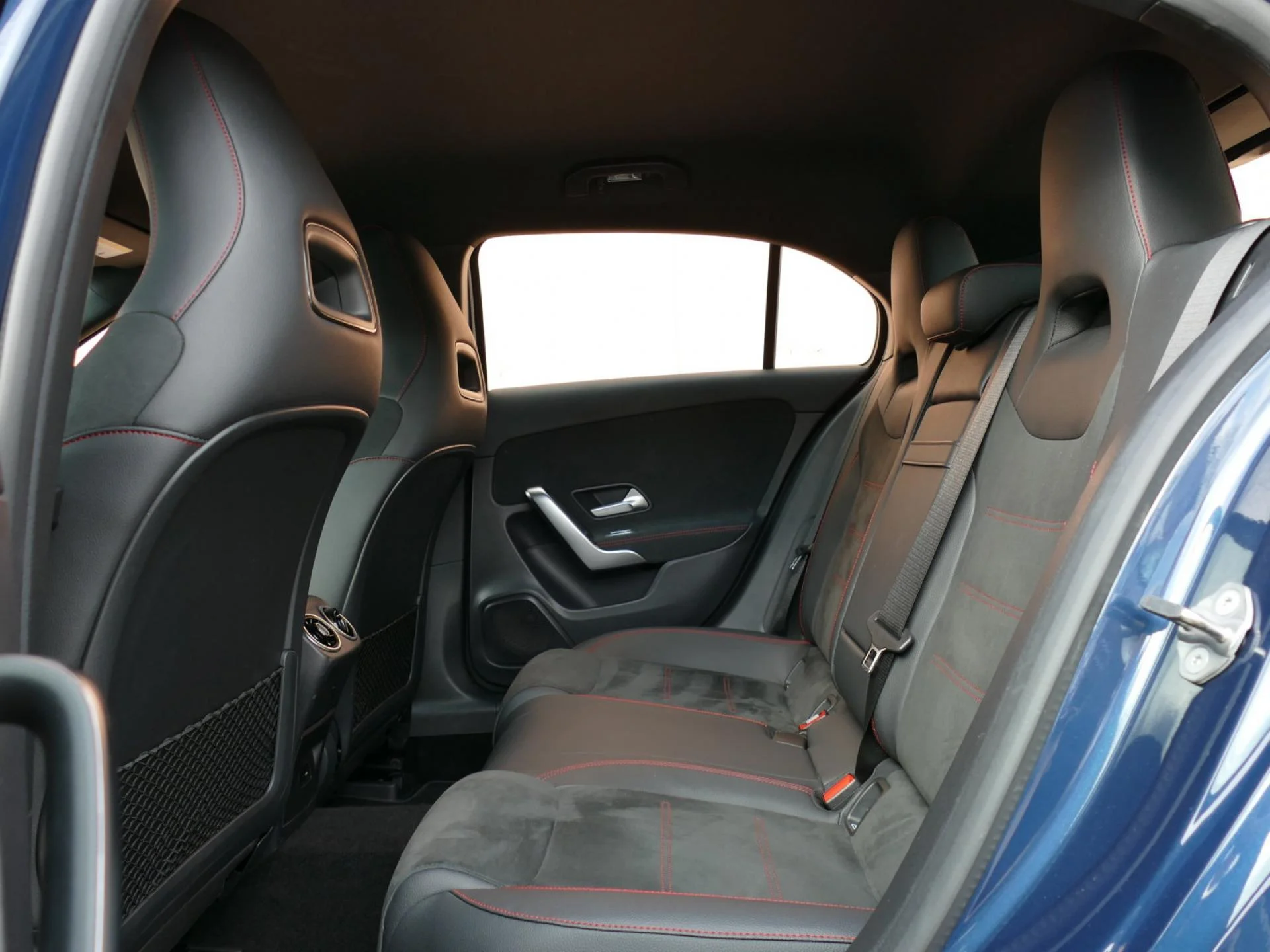 MERCEDES CLASSE A - Miniature 7 sur 27 - Cliquer pour voir cette photo