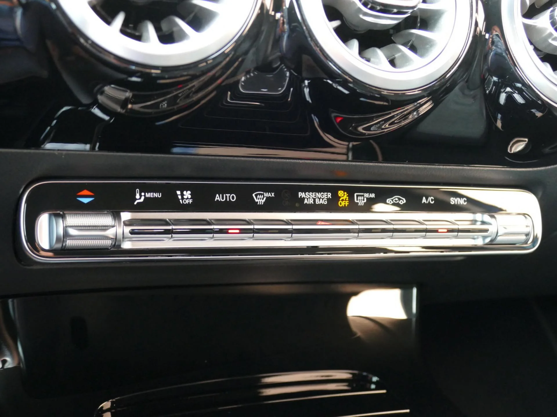 MERCEDES CLASSE A - Miniature 13 sur 27 - Cliquer pour voir cette photo