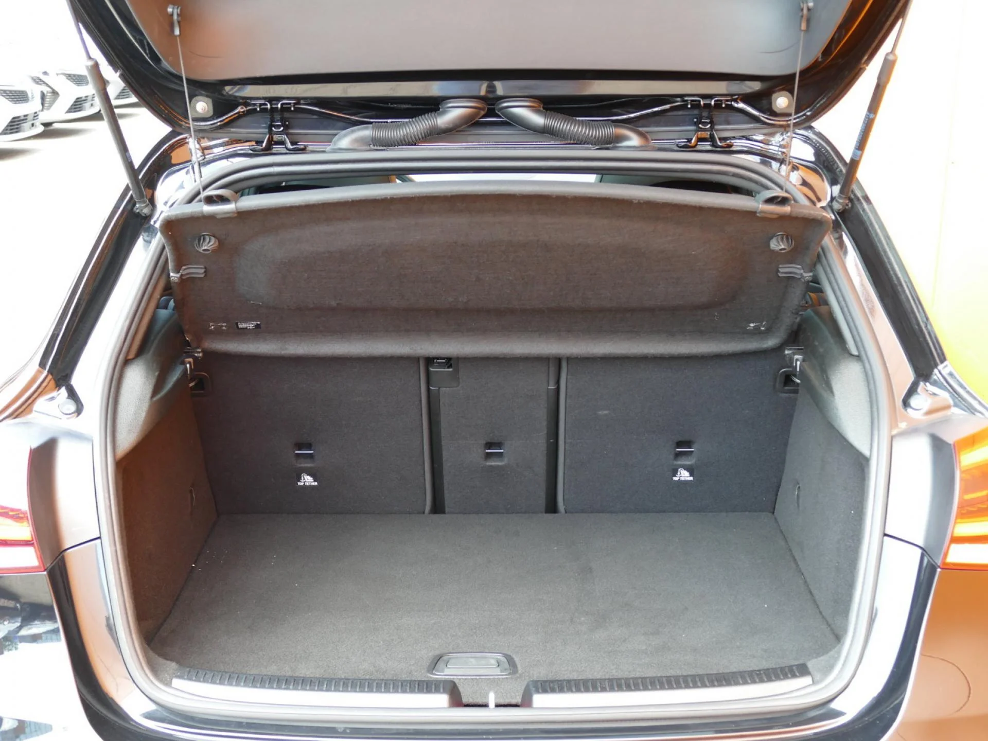 MERCEDES CLASSE A - Miniature 8 sur 32 - Cliquer pour voir cette photo