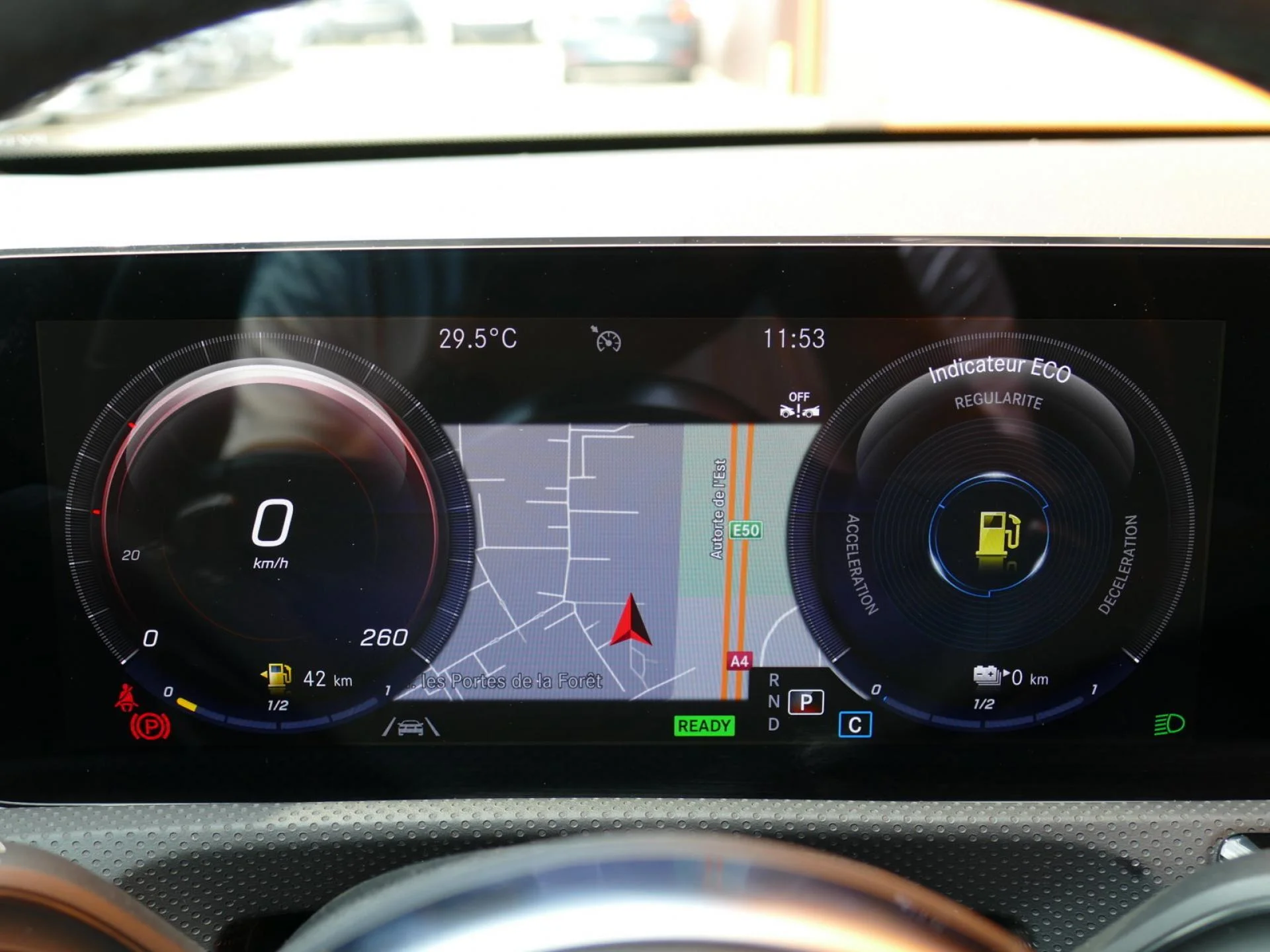 MERCEDES CLASSE A - Miniature 16 sur 32 - Cliquer pour voir cette photo