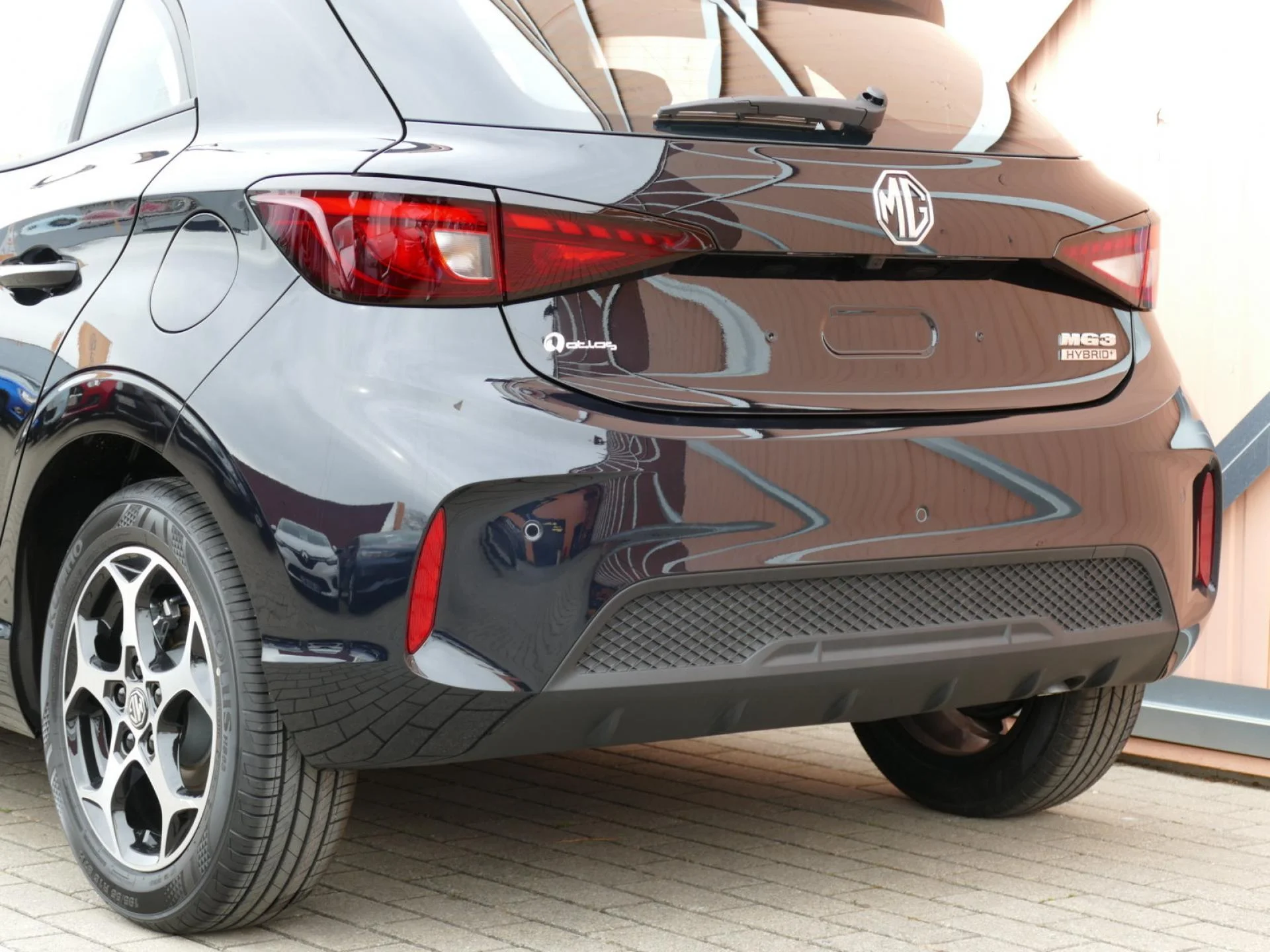 MG MOTOR MG3 - Miniature 29 sur 32 - Cliquer pour voir cette photo