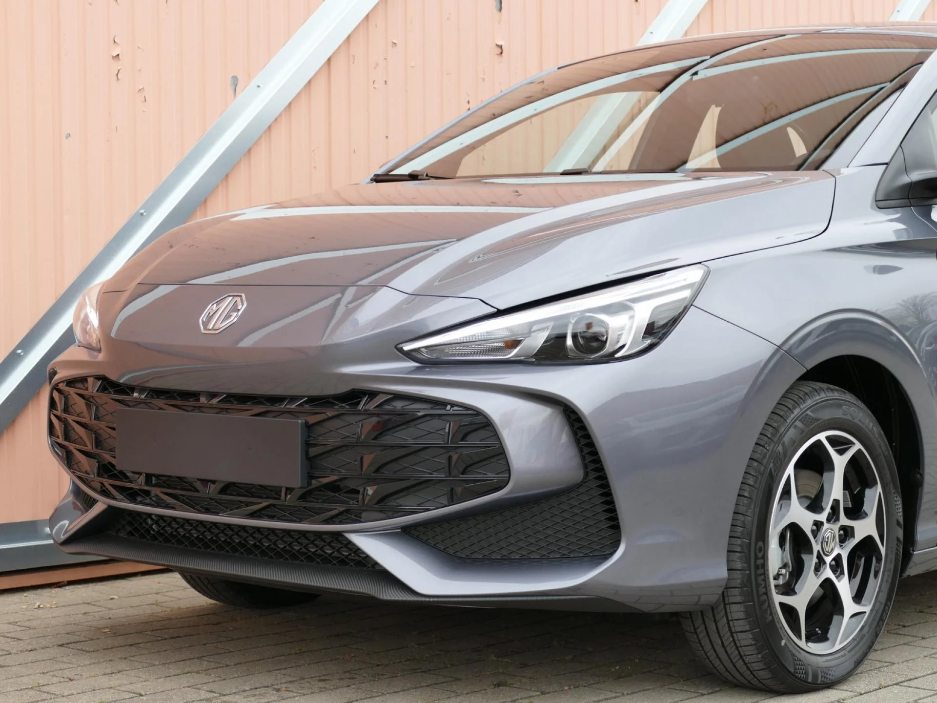 MG MOTOR MG3 - Miniature 27 sur 32 - Cliquer pour voir cette photo