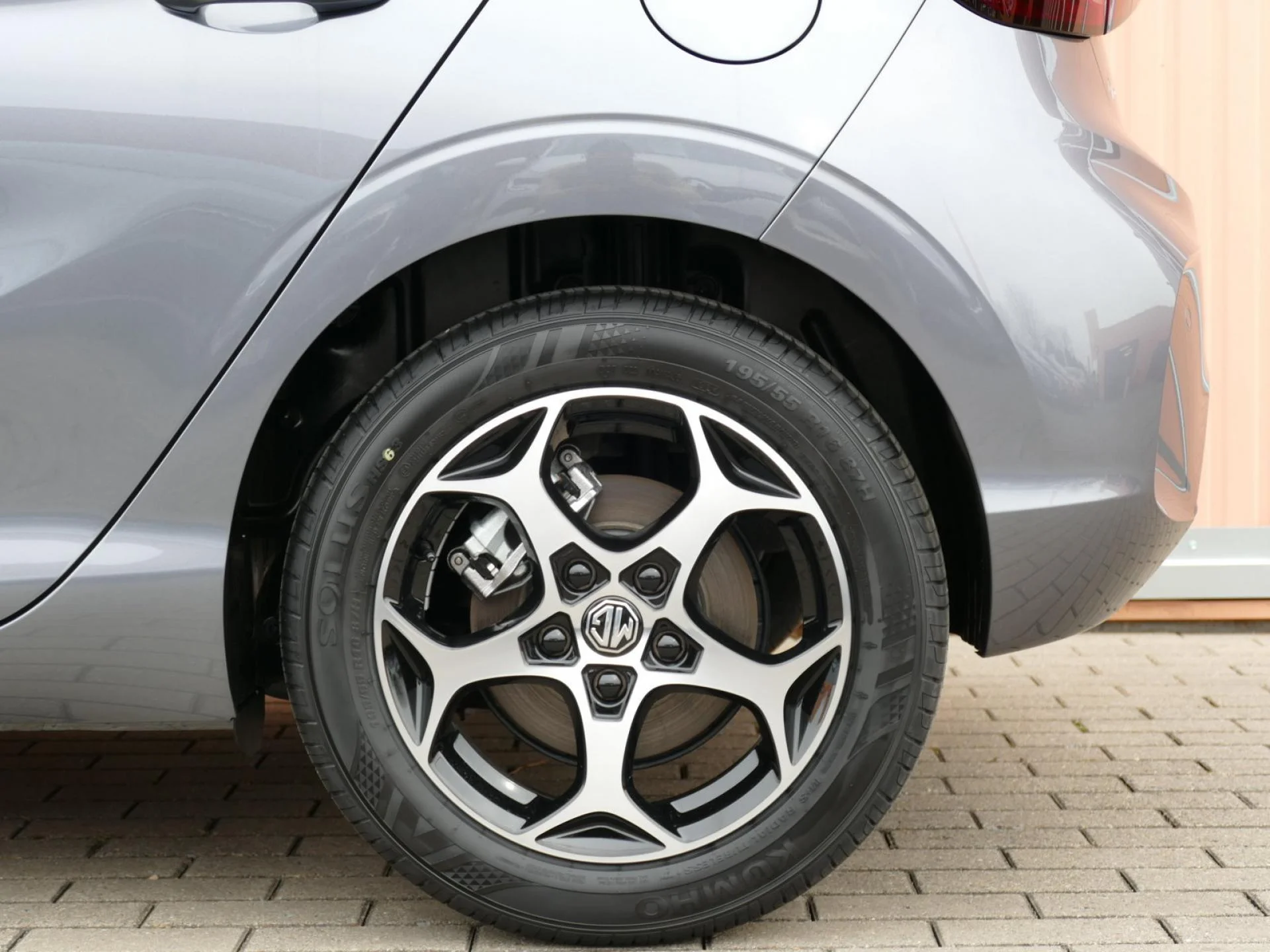 MG MOTOR MG3 - Miniature 31 sur 32 - Cliquer pour voir cette photo