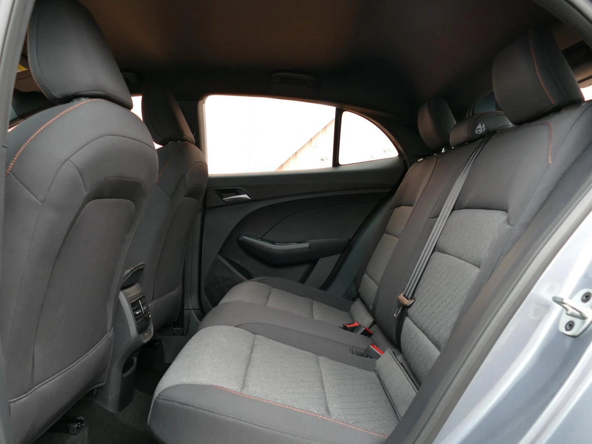MG MOTOR MG3 - Miniature 7 sur 32 - Cliquer pour voir cette photo