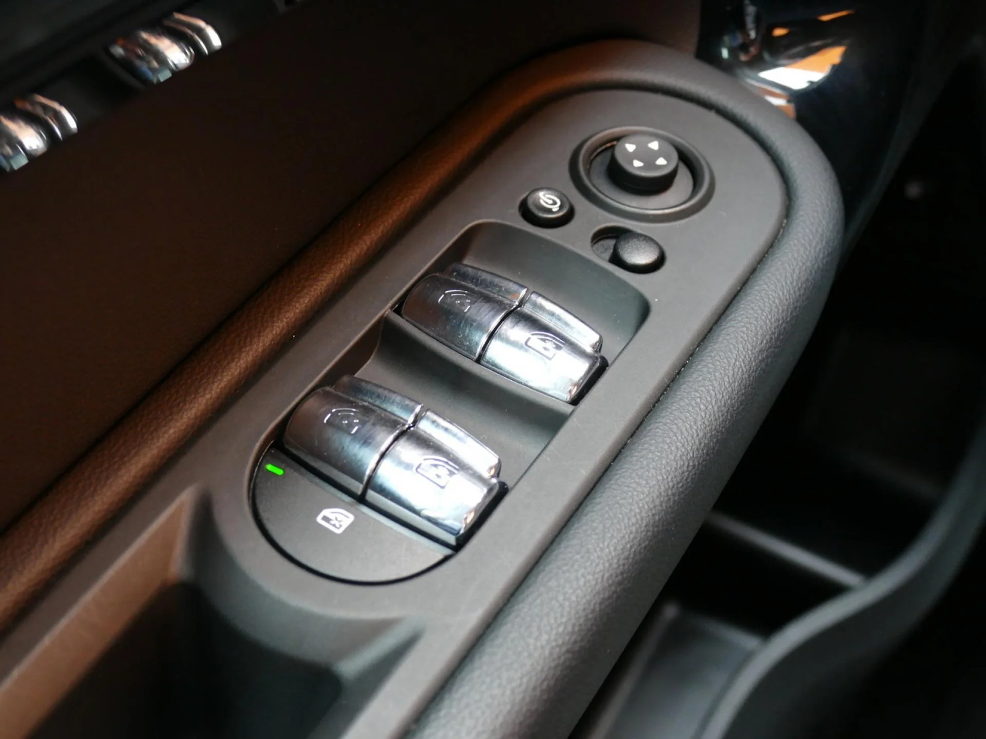 MINI COUNTRYMAN - Miniature 26 sur 36 - Cliquer pour voir cette photo