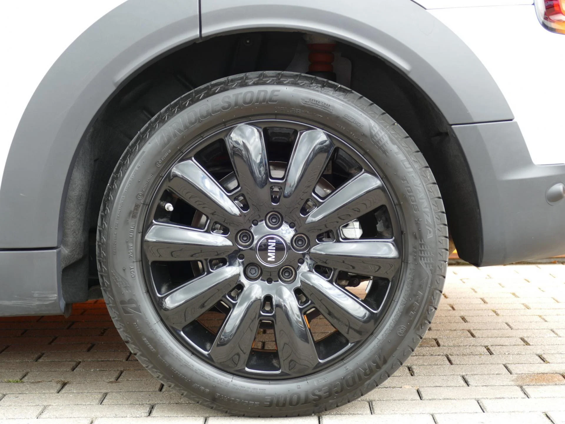 MINI COUNTRYMAN - Miniature 36 sur 36 - Cliquer pour voir cette photo