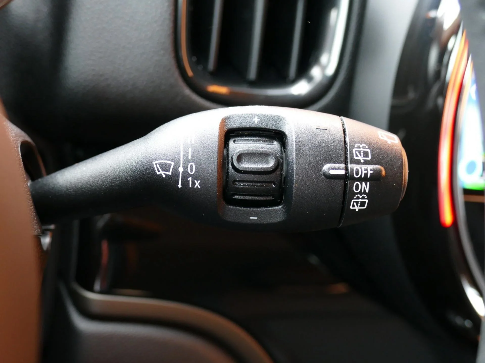 MINI COUNTRYMAN - Miniature 28 sur 36 - Cliquer pour voir cette photo