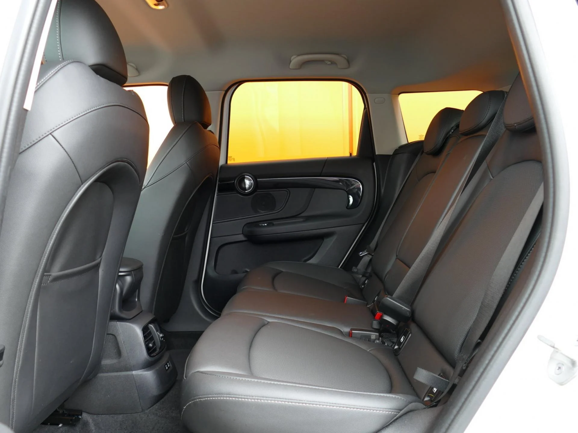 MINI COUNTRYMAN - Miniature 7 sur 36 - Cliquer pour voir cette photo