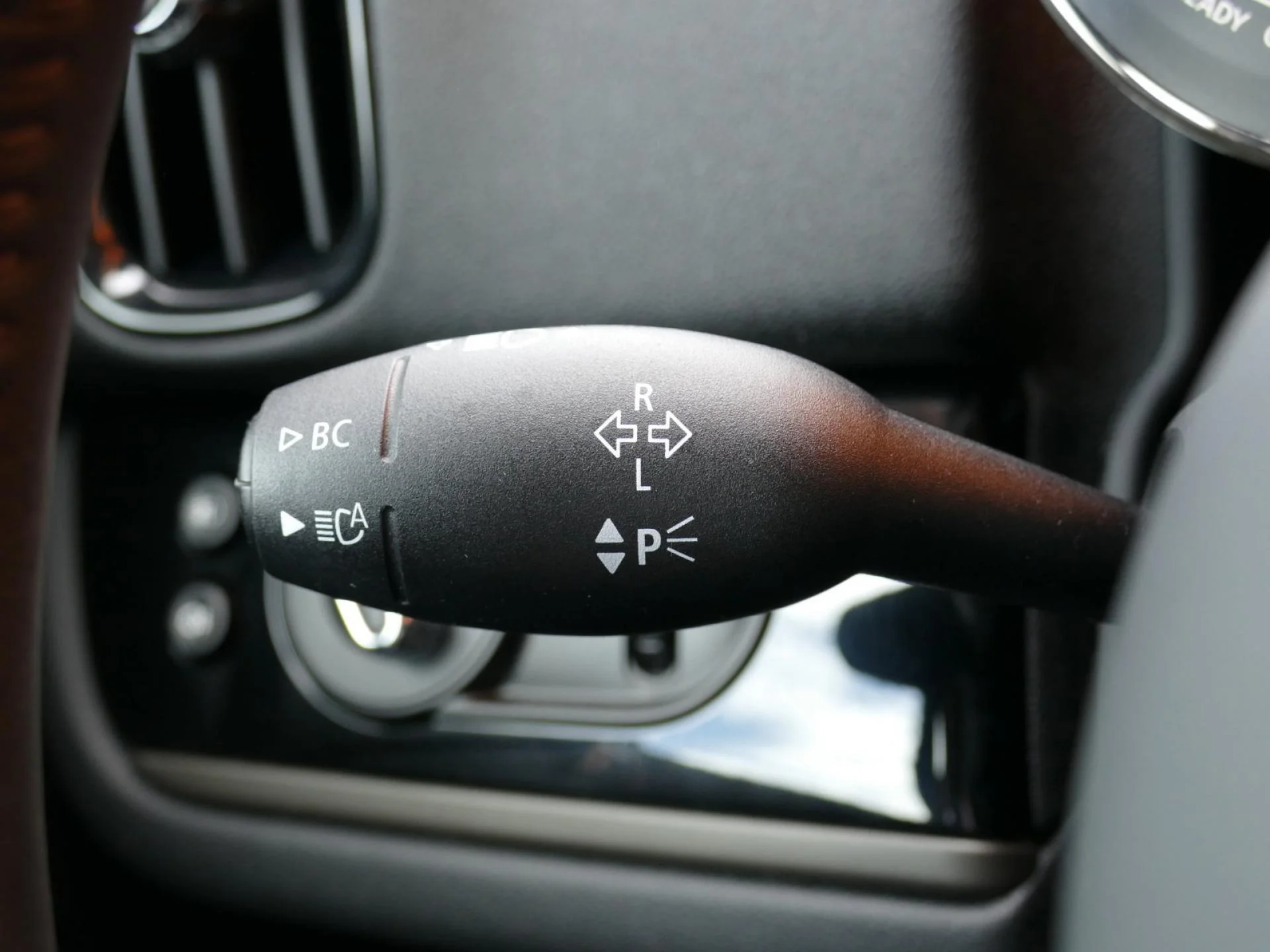 MINI COUNTRYMAN - Miniature 27 sur 36 - Cliquer pour voir cette photo