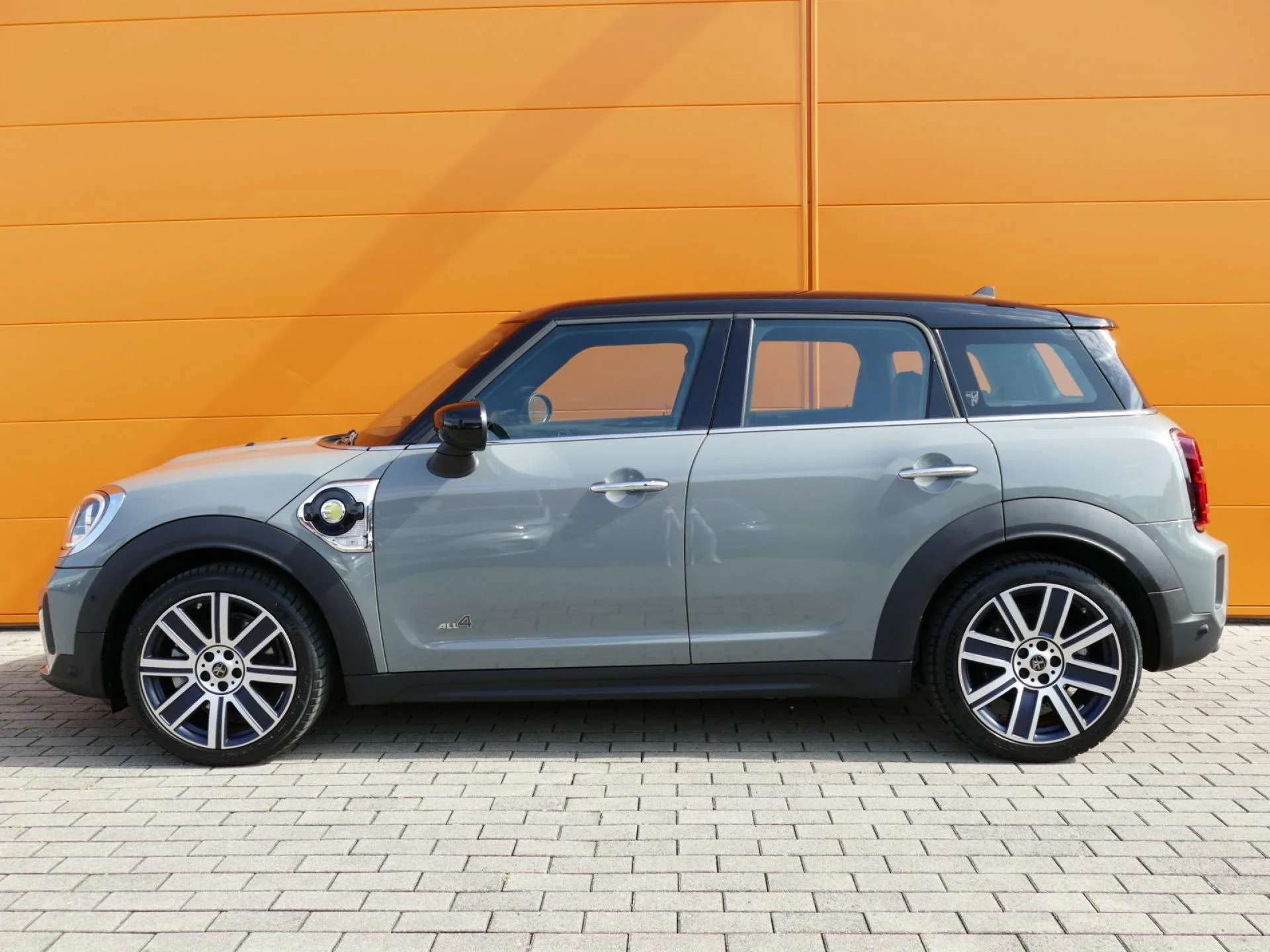 MINI COUNTRYMAN - Miniature 3 sur 37 - Cliquer pour voir cette photo