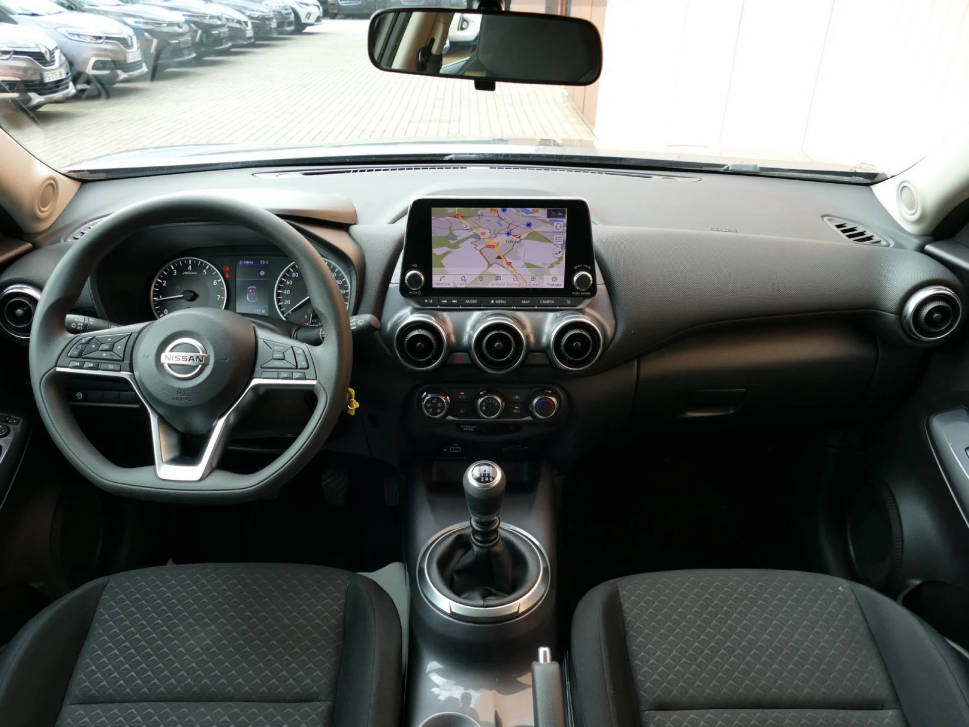 NISSAN JUKE - Miniature 4 sur 26 - Cliquer pour voir cette photo