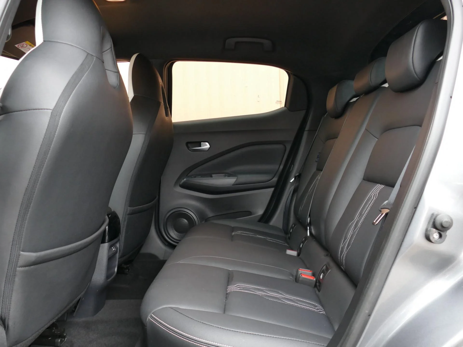 NISSAN JUKE - Miniature 8 sur 31 - Cliquer pour voir cette photo