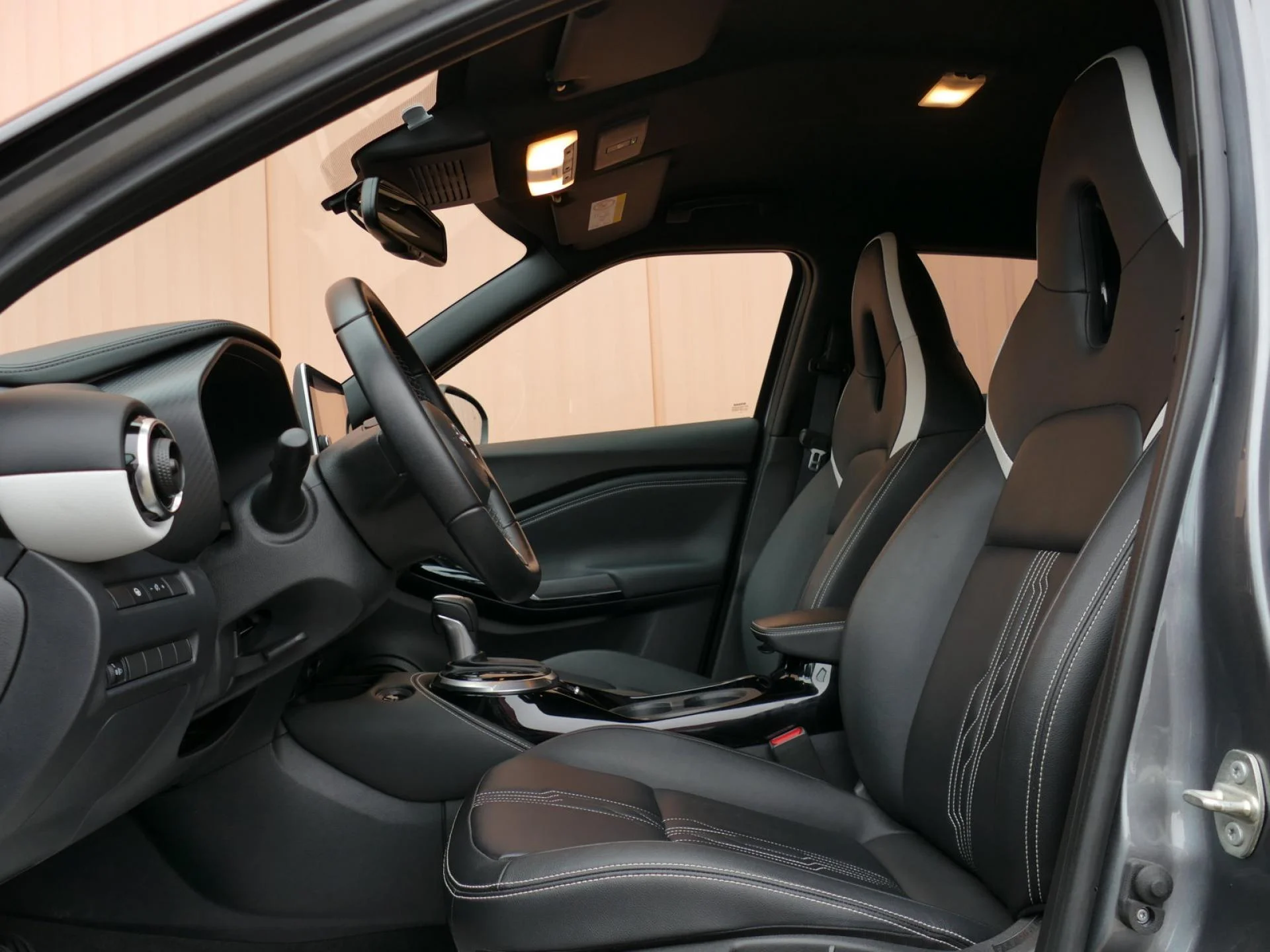 NISSAN JUKE - Miniature 6 sur 31 - Cliquer pour voir cette photo