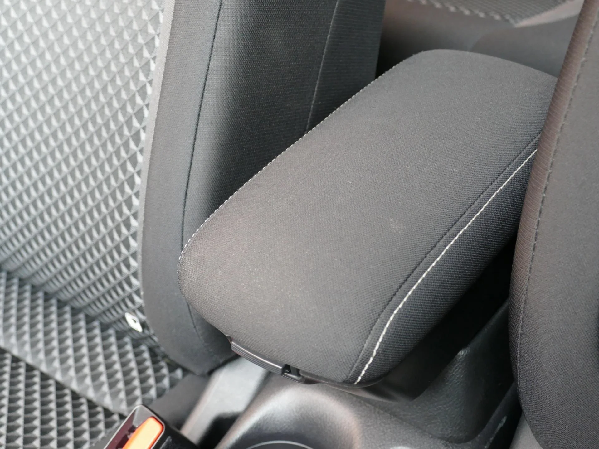 NISSAN MICRA - Miniature 18 sur 32 - Cliquer pour voir cette photo