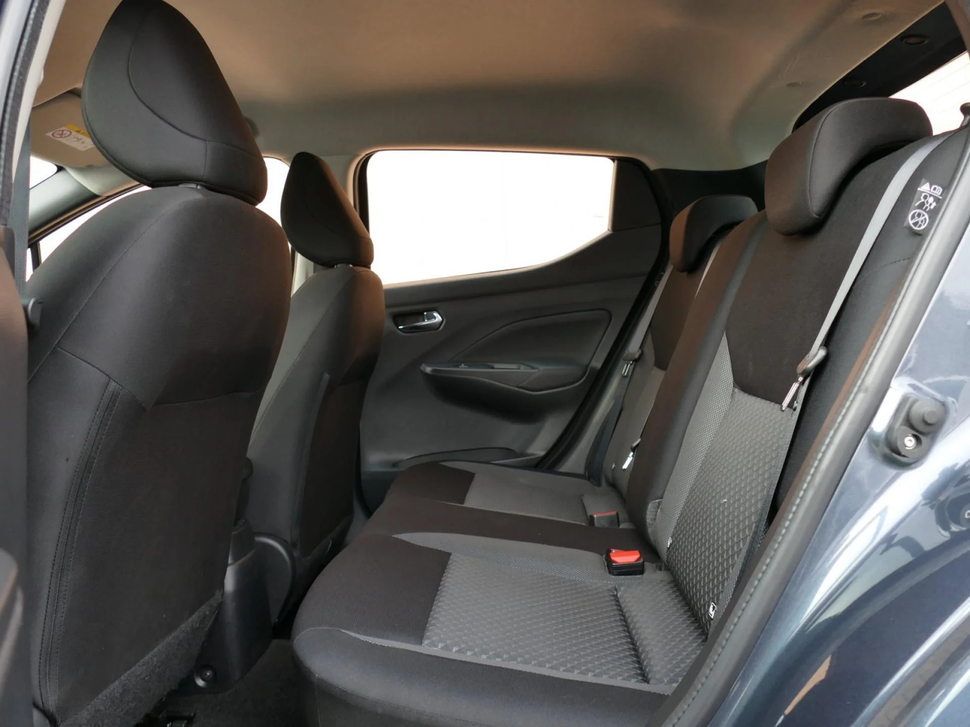 NISSAN MICRA - Miniature 7 sur 32 - Cliquer pour voir cette photo