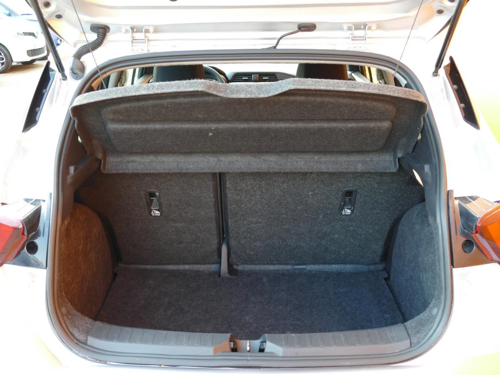 NISSAN MICRA - Miniature 8 sur 32 - Cliquer pour voir cette photo