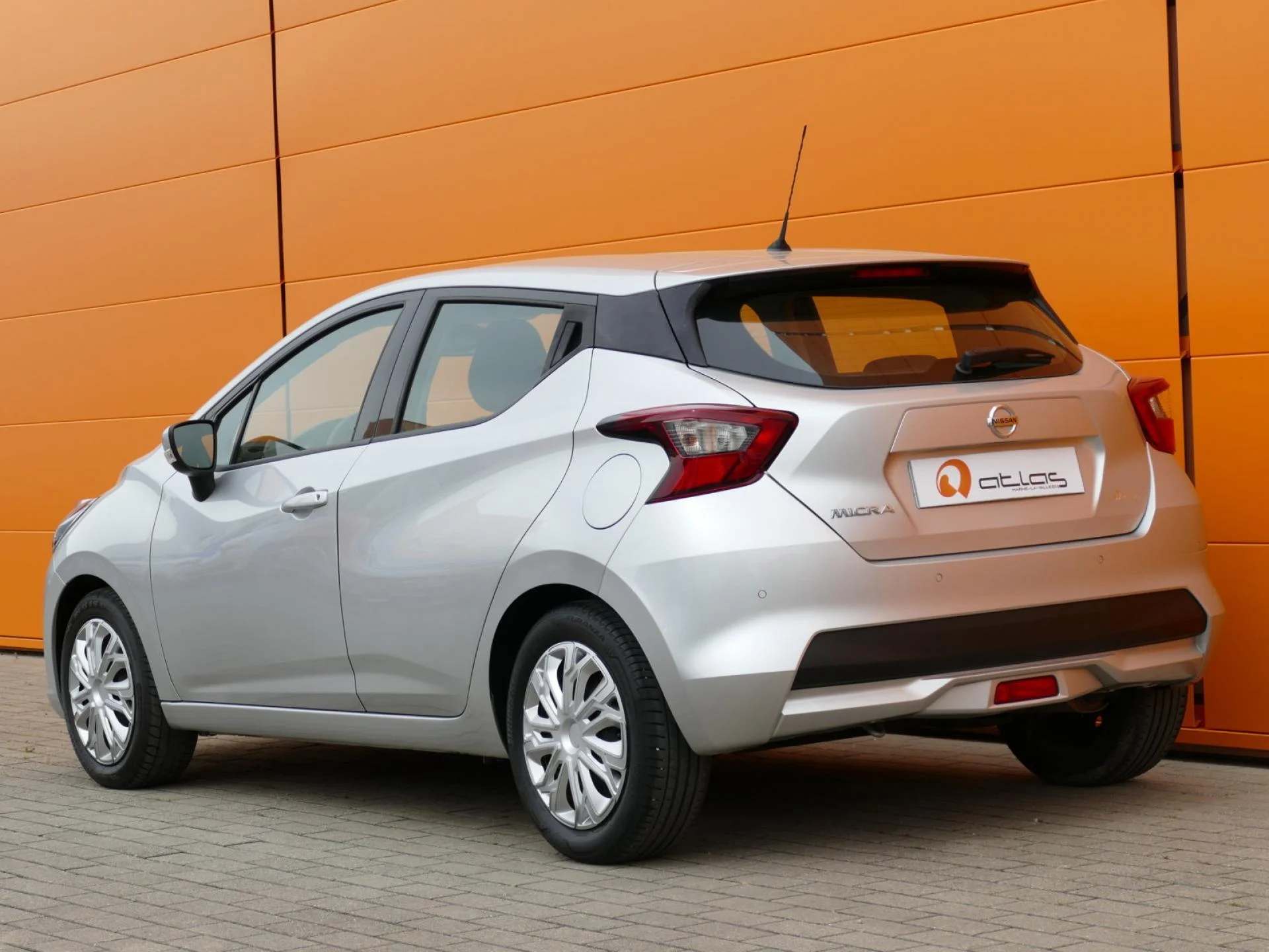 NISSAN MICRA - Miniature 30 sur 32 - Cliquer pour voir cette photo