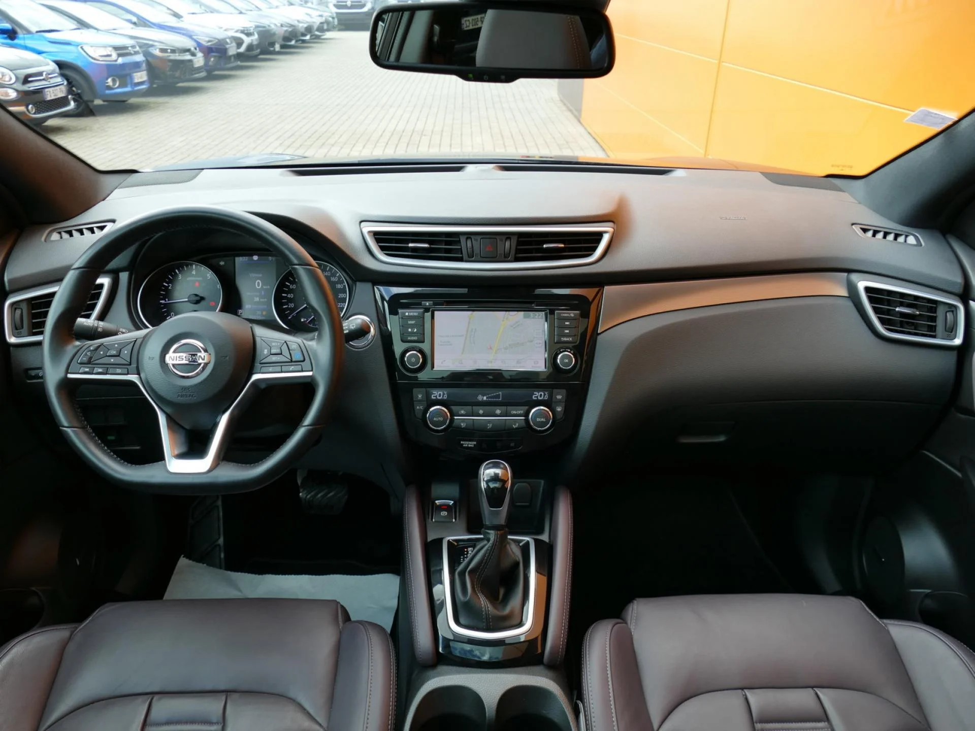 NISSAN QASHQAI - Miniature 5 sur 33 - Cliquer pour voir cette photo