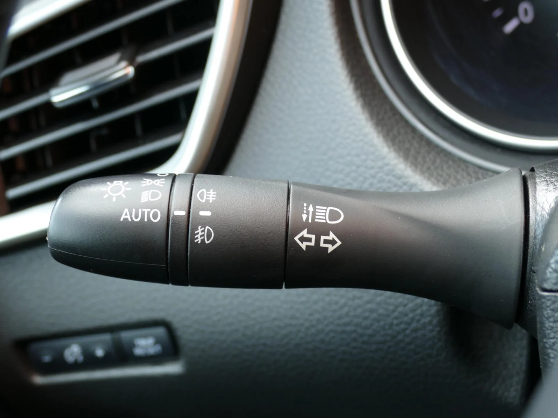 NISSAN QASHQAI - Miniature 30 sur 37 - Cliquer pour voir cette photo