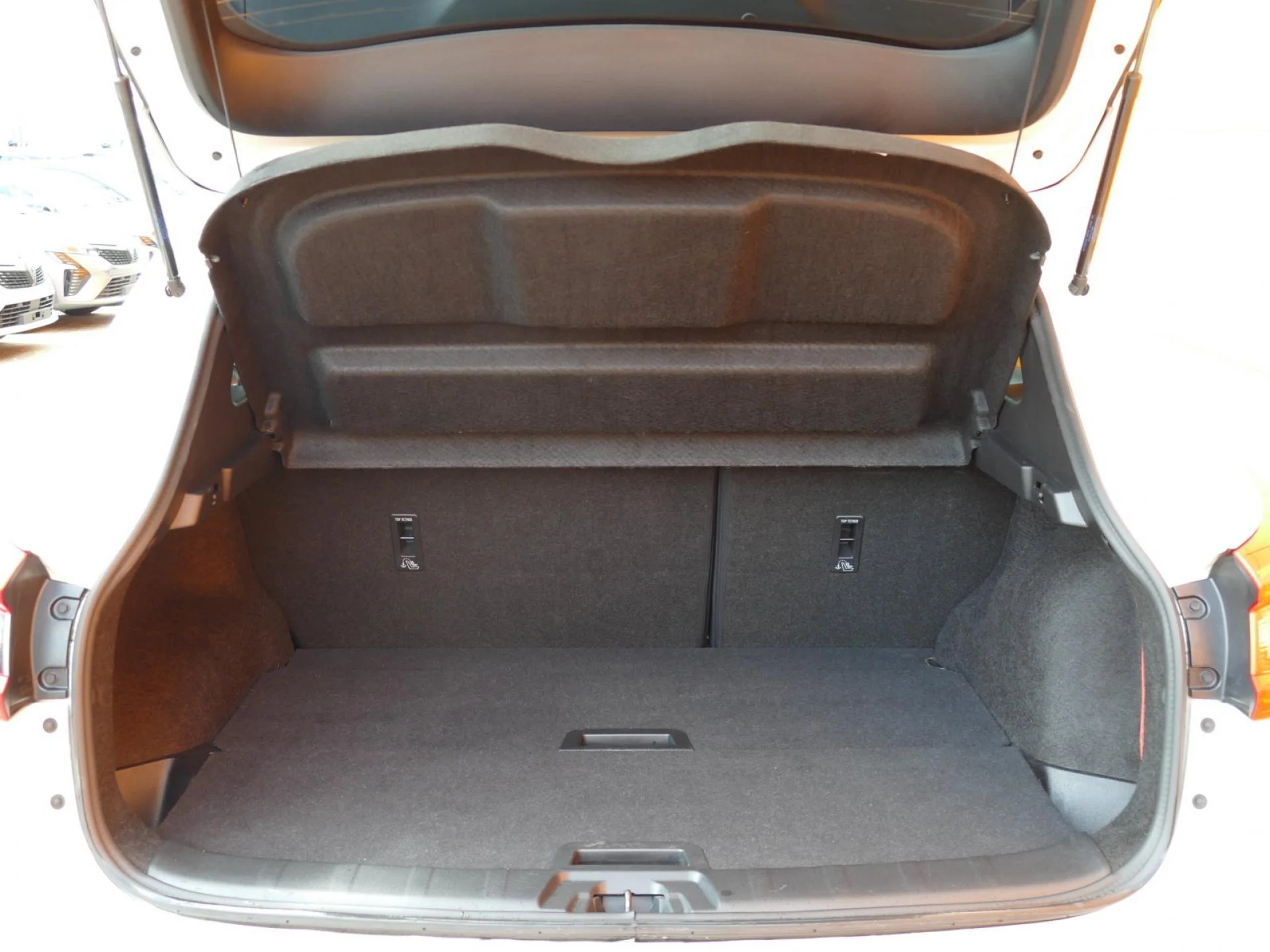 NISSAN QASHQAI - Miniature 9 sur 37 - Cliquer pour voir cette photo