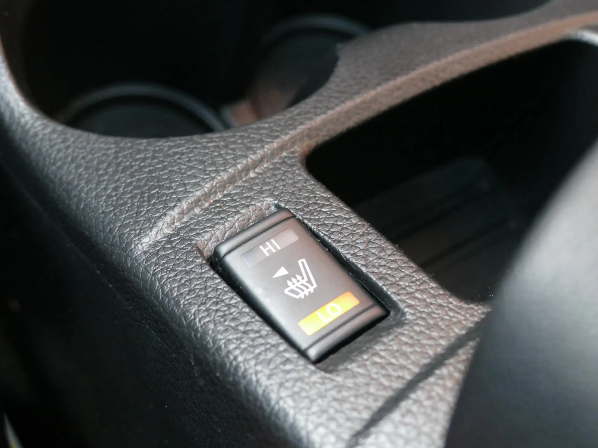 NISSAN QASHQAI - Miniature 16 sur 26 - Cliquer pour voir cette photo