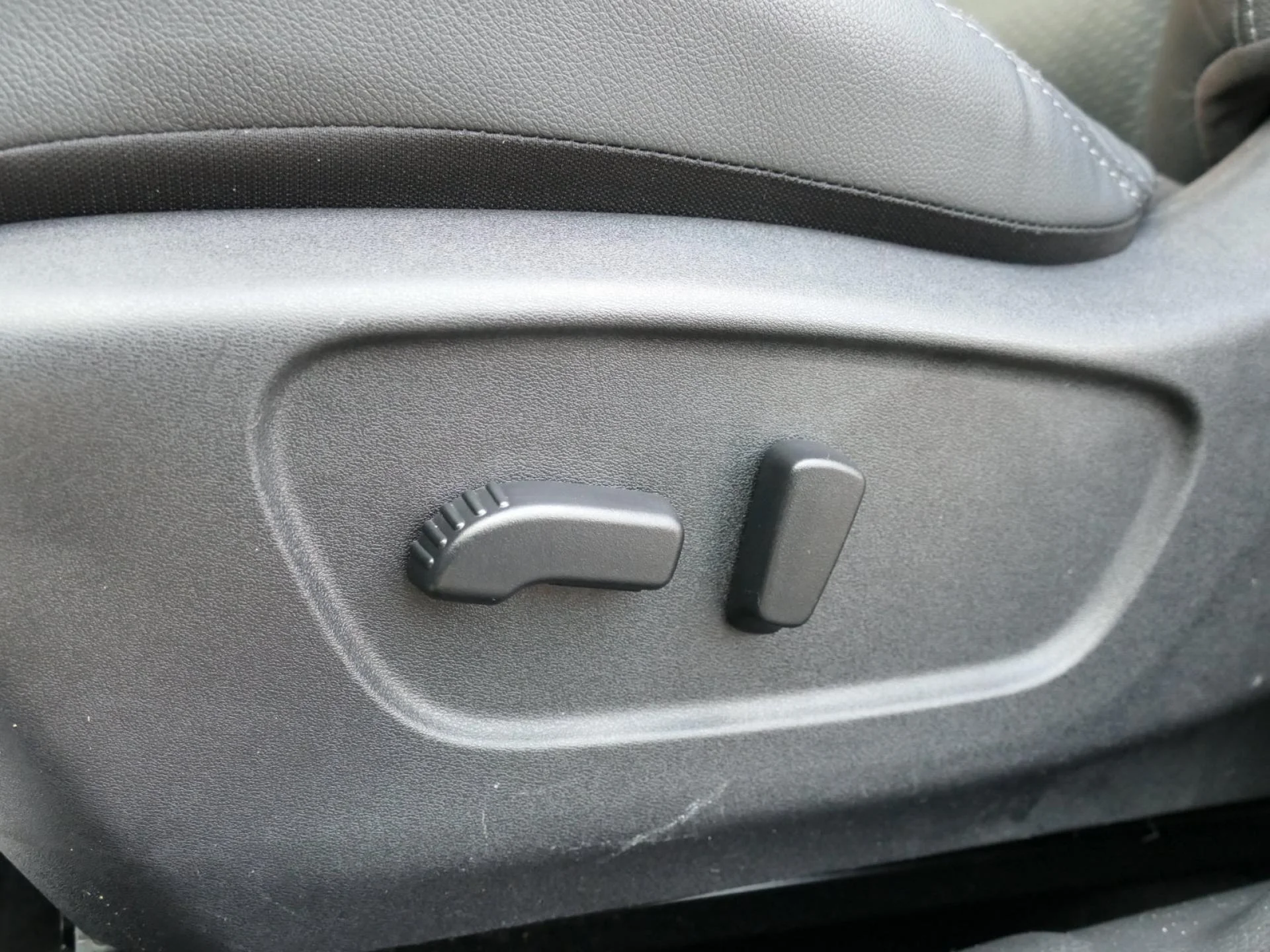 NISSAN QASHQAI - Miniature 19 sur 26 - Cliquer pour voir cette photo