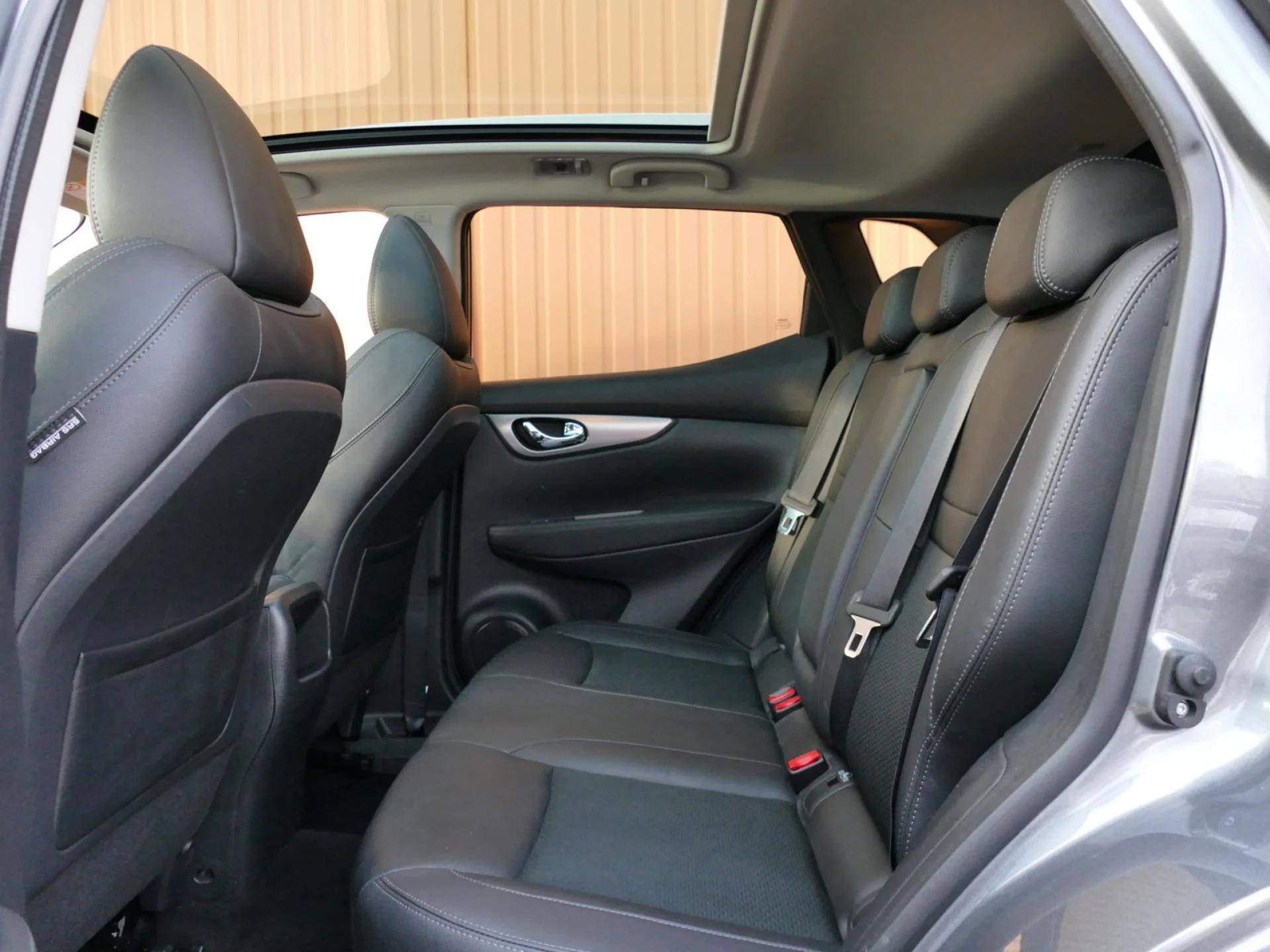 NISSAN QASHQAI - Miniature 7 sur 26 - Cliquer pour voir cette photo