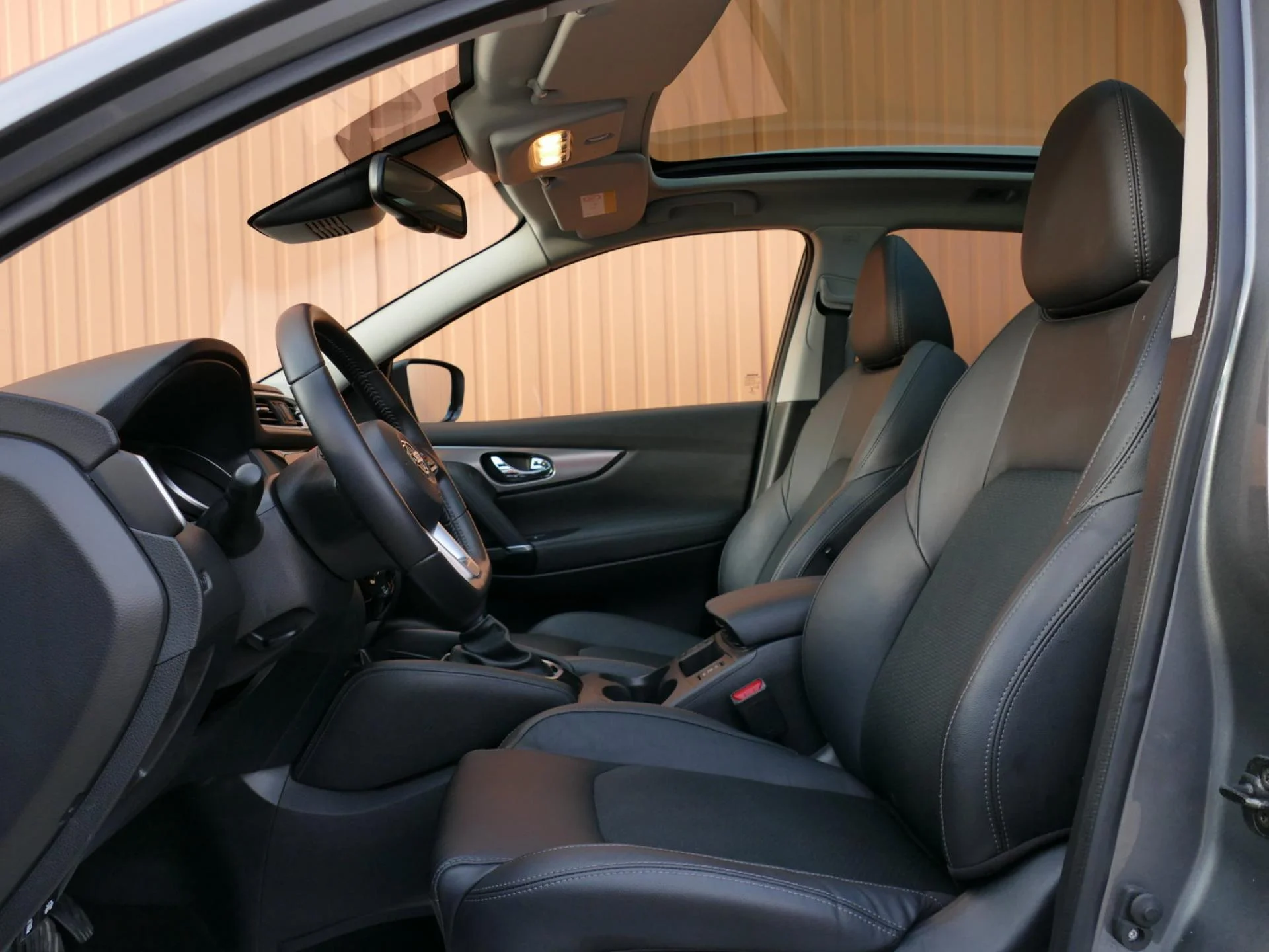 NISSAN QASHQAI - Miniature 6 sur 26 - Cliquer pour voir cette photo