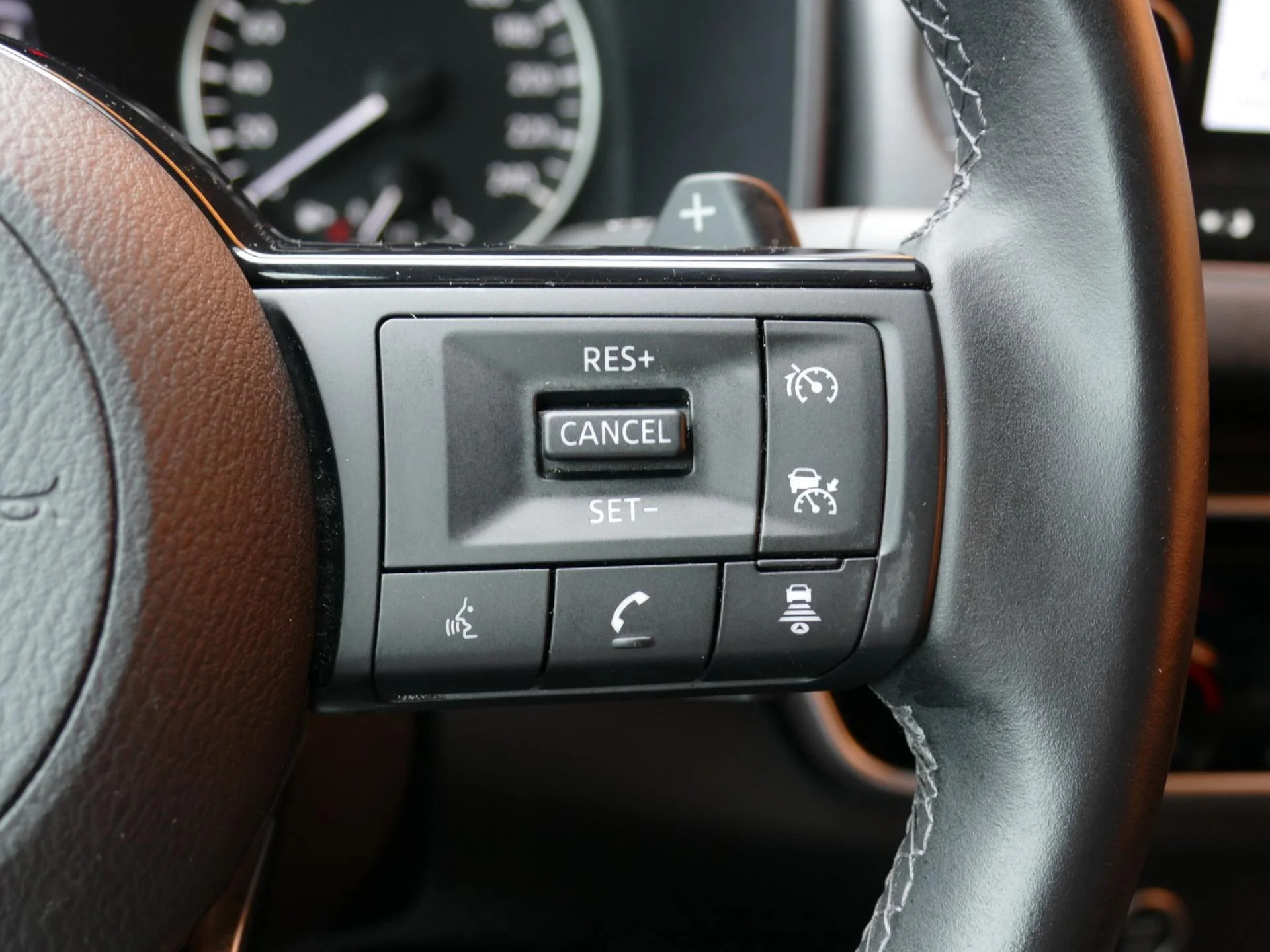 NISSAN QASHQAI - Miniature 16 sur 32 - Cliquer pour voir cette photo