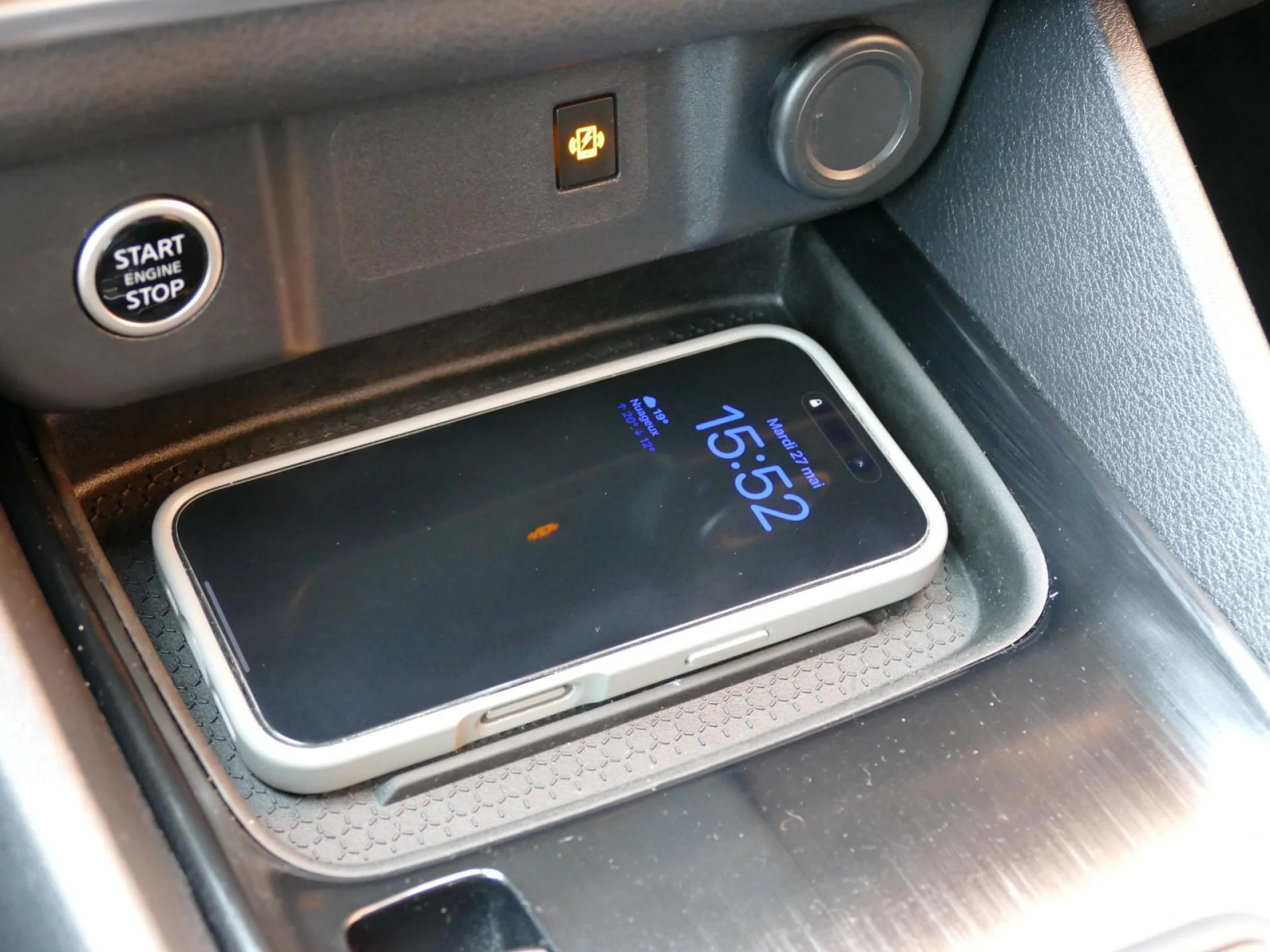 NISSAN QASHQAI - Miniature 18 sur 32 - Cliquer pour voir cette photo