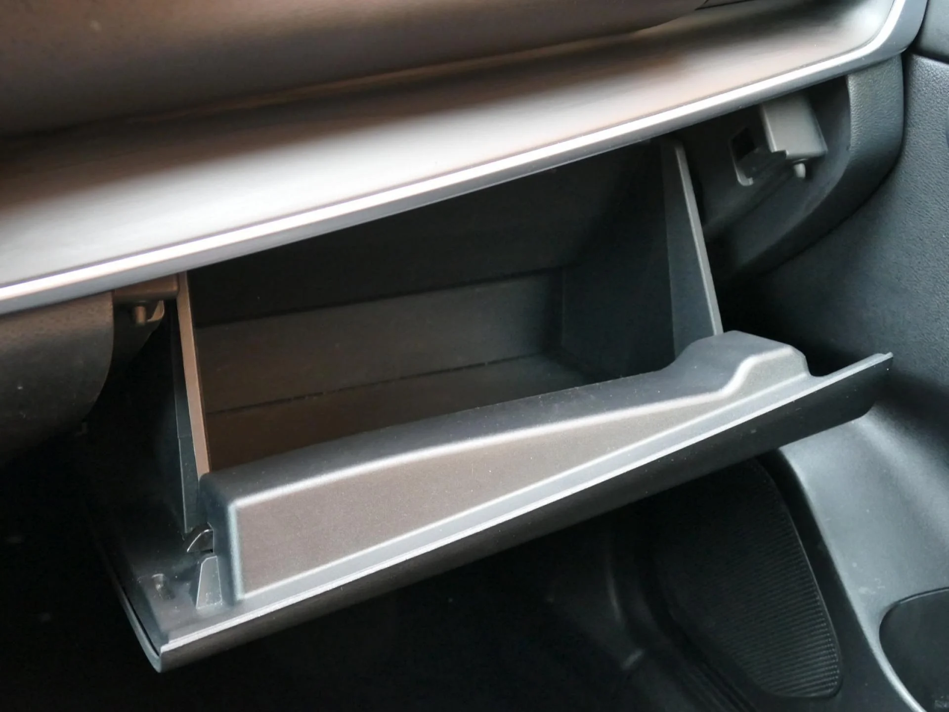 NISSAN QASHQAI - Miniature 21 sur 32 - Cliquer pour voir cette photo
