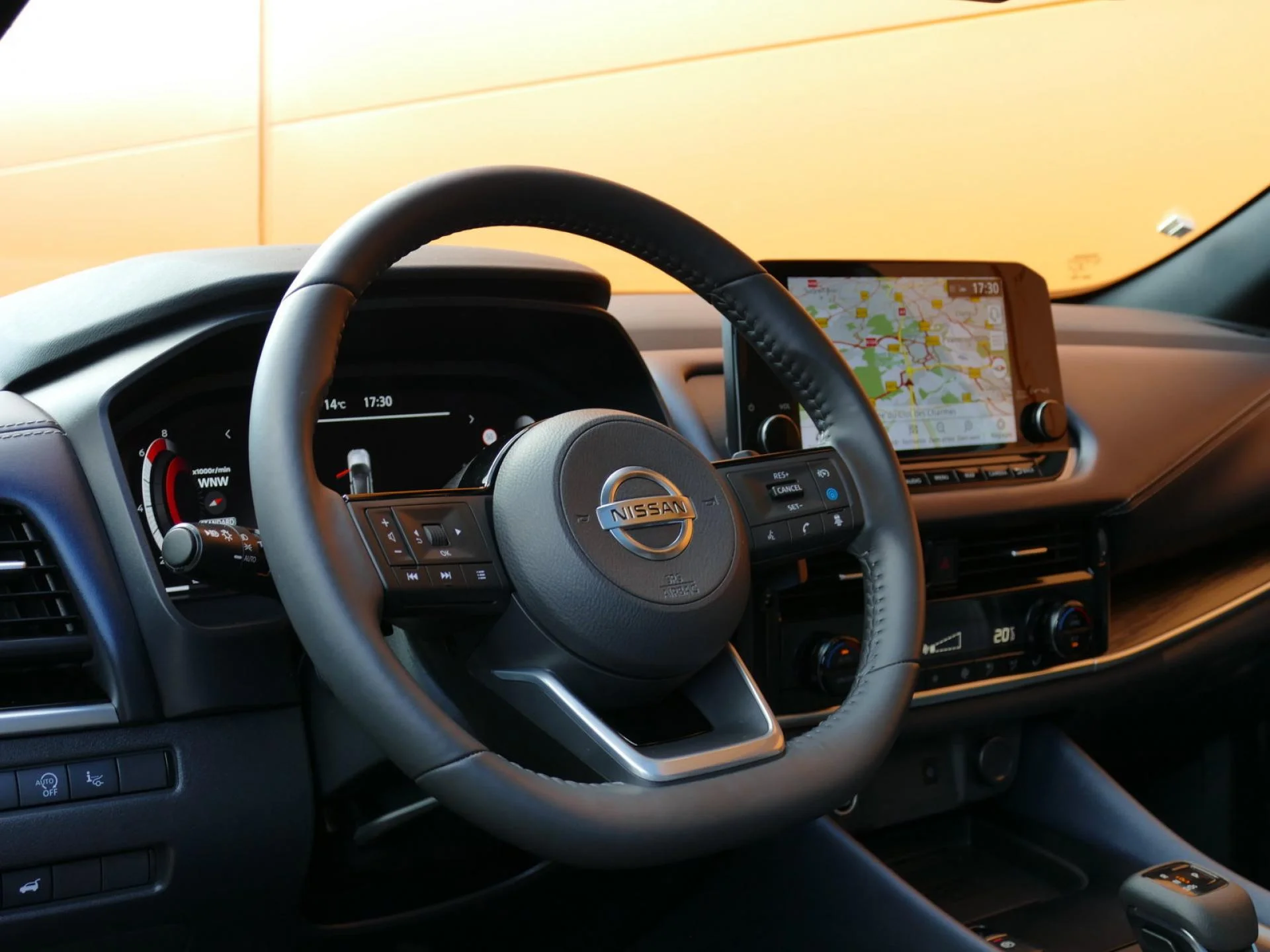 NISSAN QASHQAI - Miniature 13 sur 35 - Cliquer pour voir cette photo