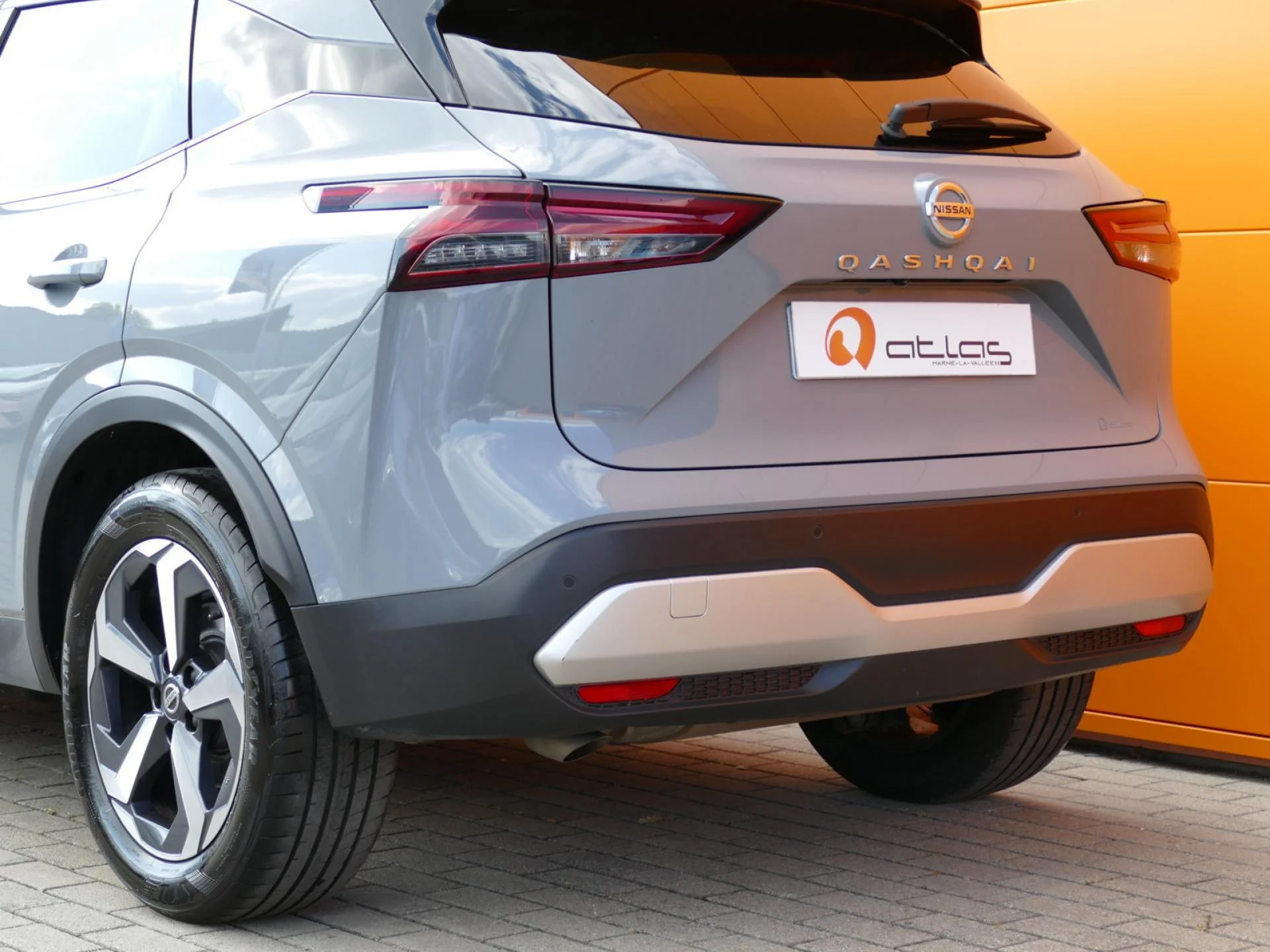 NISSAN QASHQAI - Miniature 33 sur 35 - Cliquer pour voir cette photo