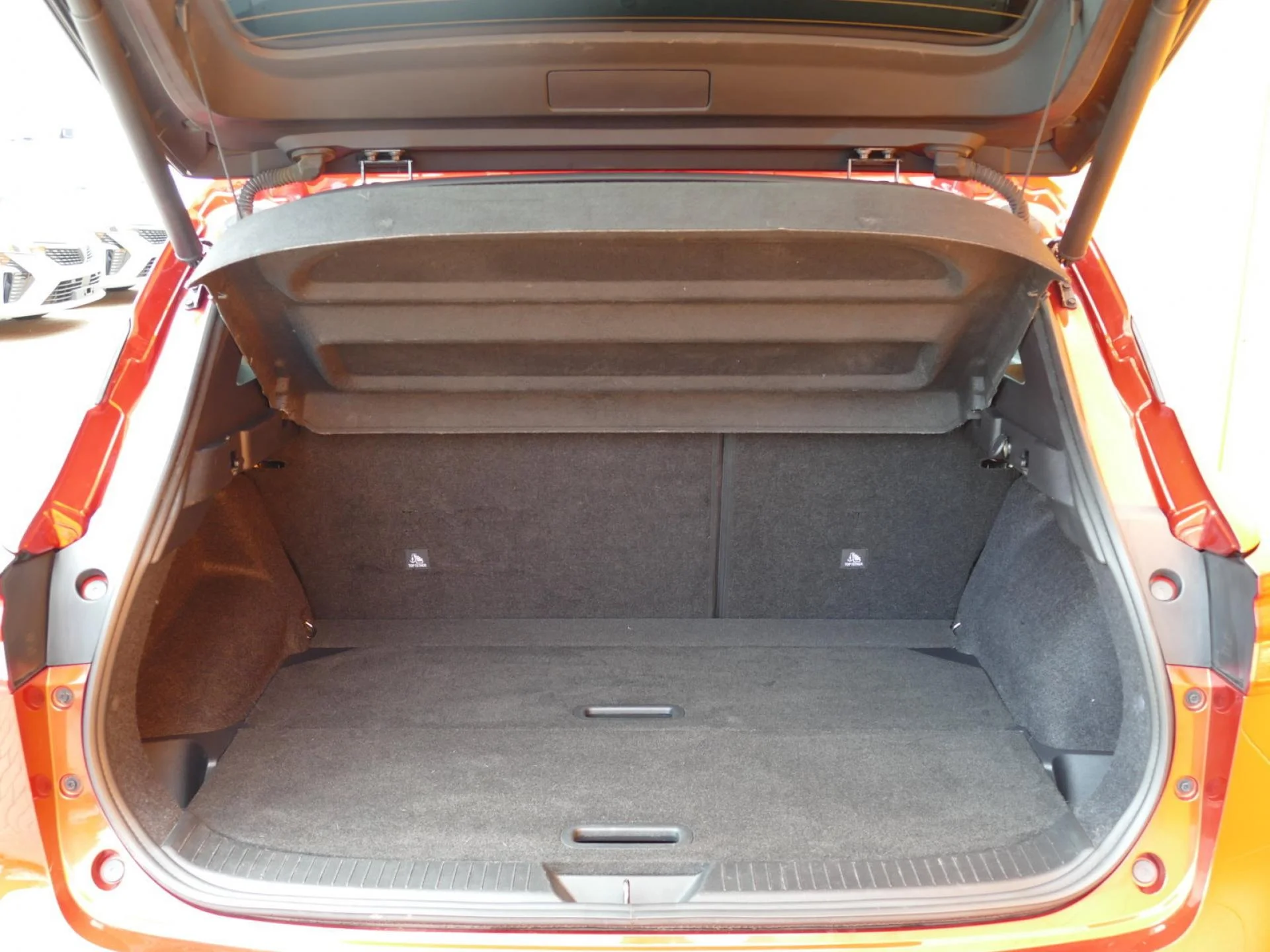 NISSAN QASHQAI - Miniature 8 sur 37 - Cliquer pour voir cette photo