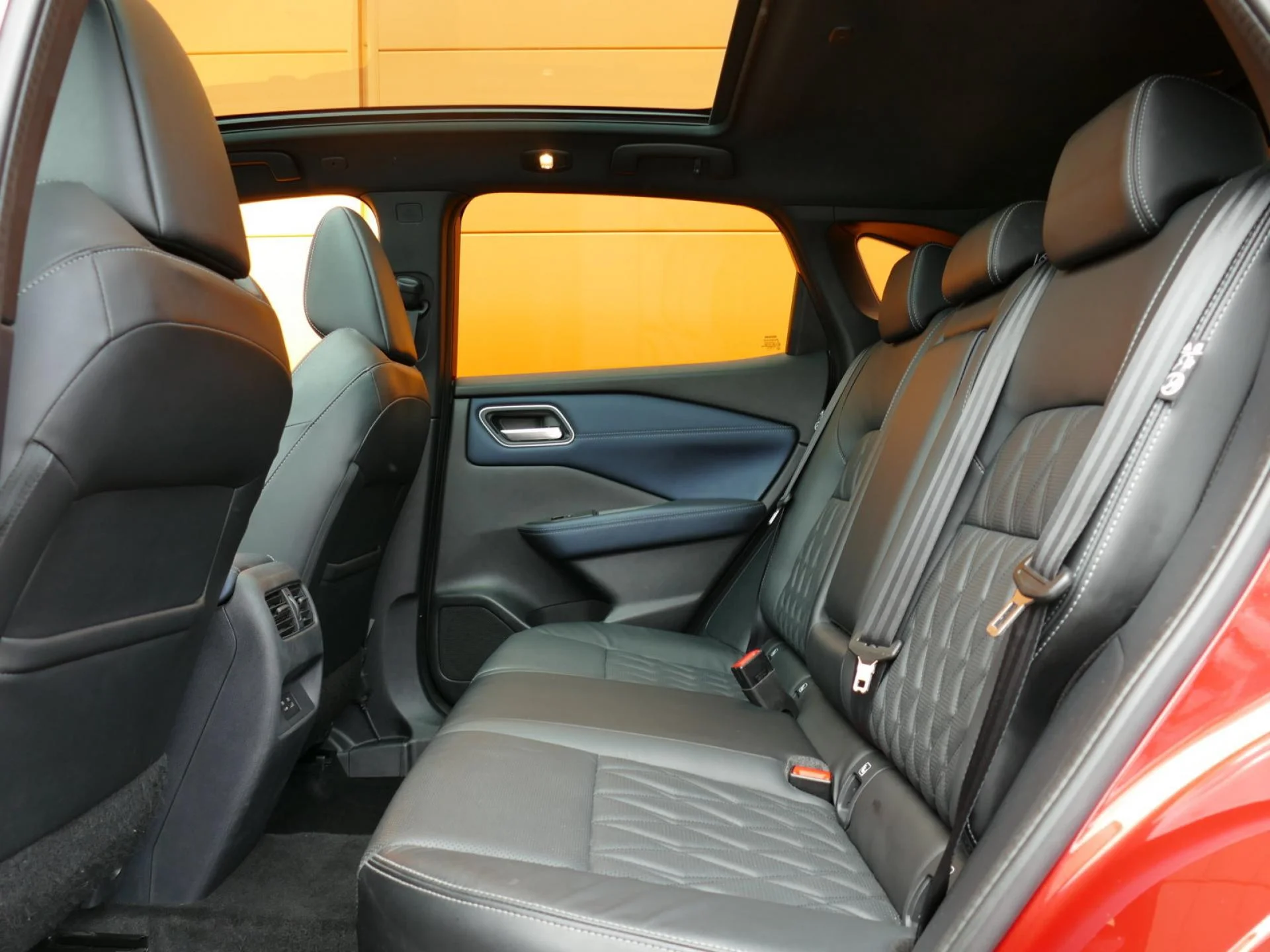 NISSAN QASHQAI - Miniature 7 sur 37 - Cliquer pour voir cette photo