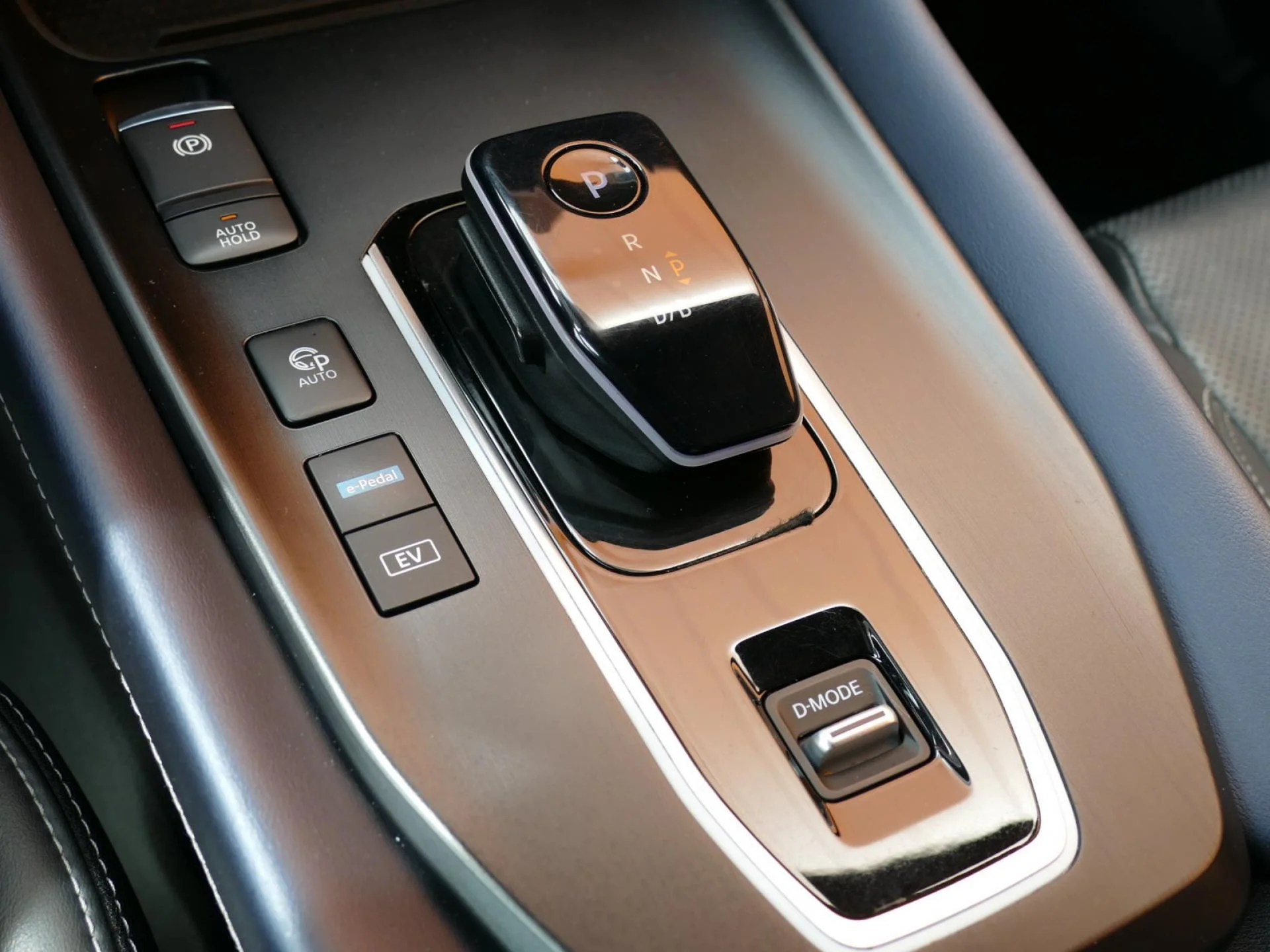 NISSAN QASHQAI - Miniature 19 sur 37 - Cliquer pour voir cette photo
