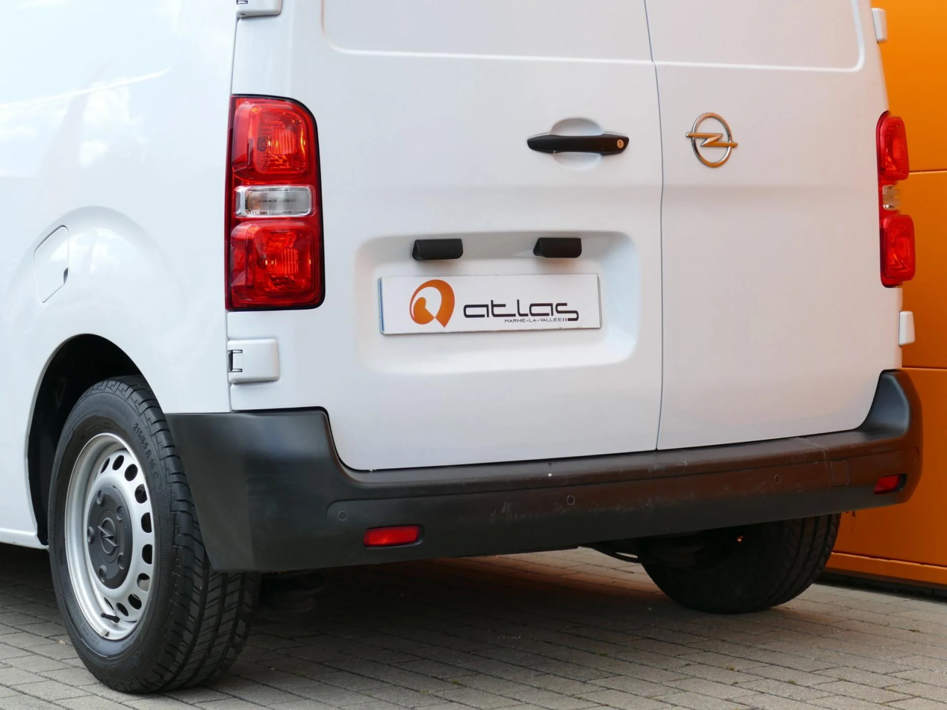 OPEL VIVARO - Miniature 27 sur 32 - Cliquer pour voir cette photo