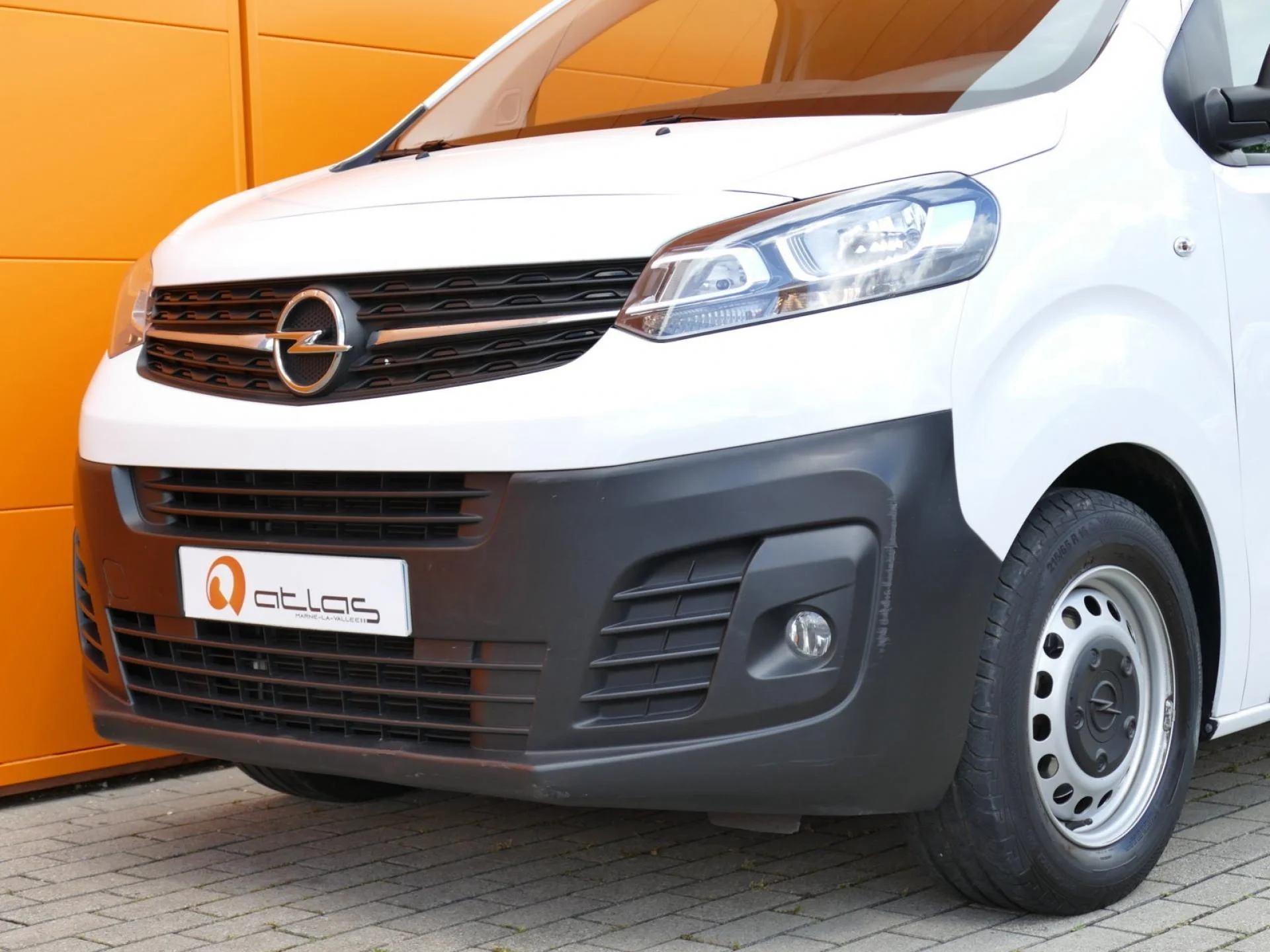 OPEL VIVARO - Miniature 23 sur 32 - Cliquer pour voir cette photo
