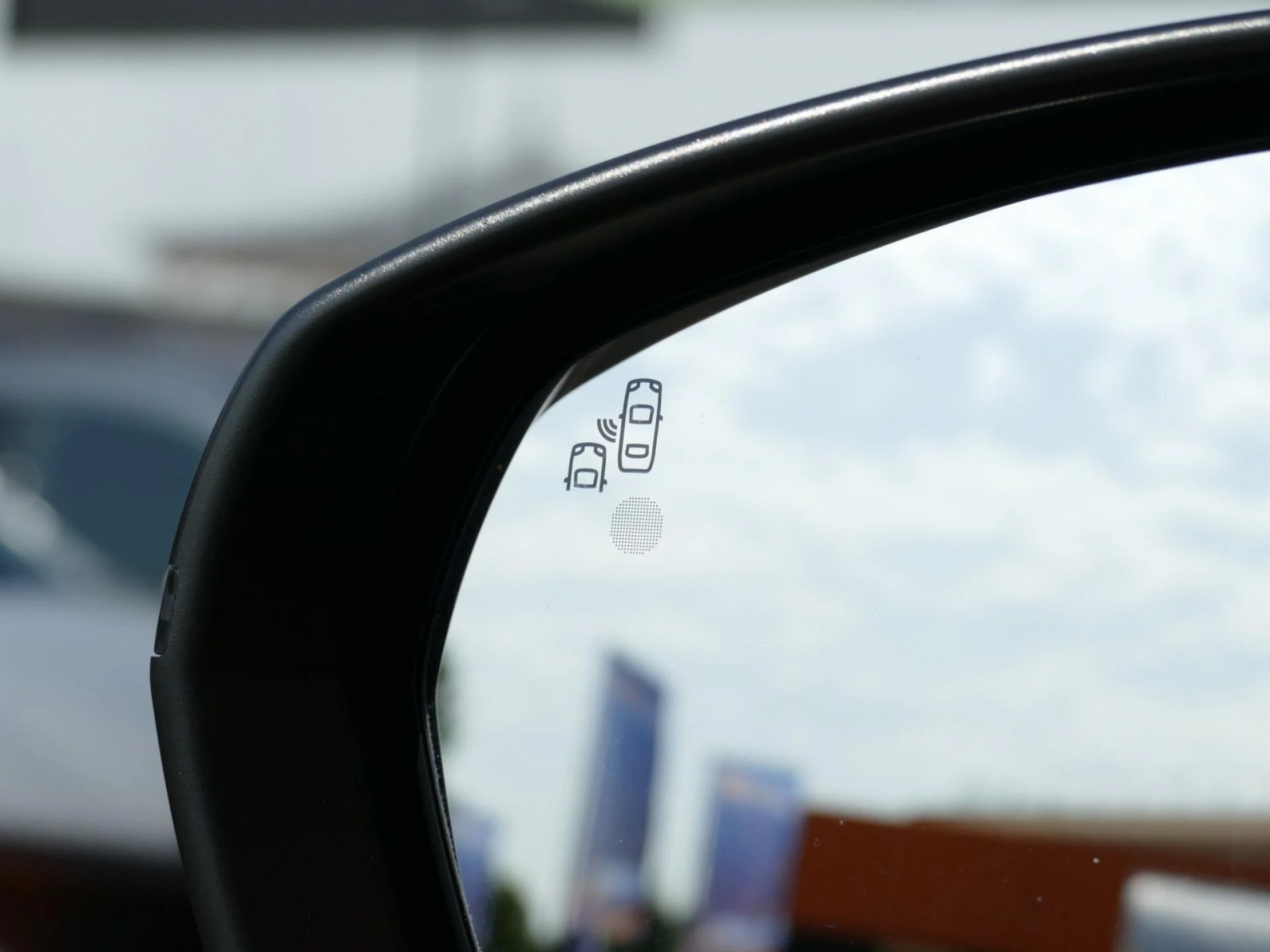 PEUGEOT 3008 - Miniature 28 sur 34 - Cliquer pour voir cette photo