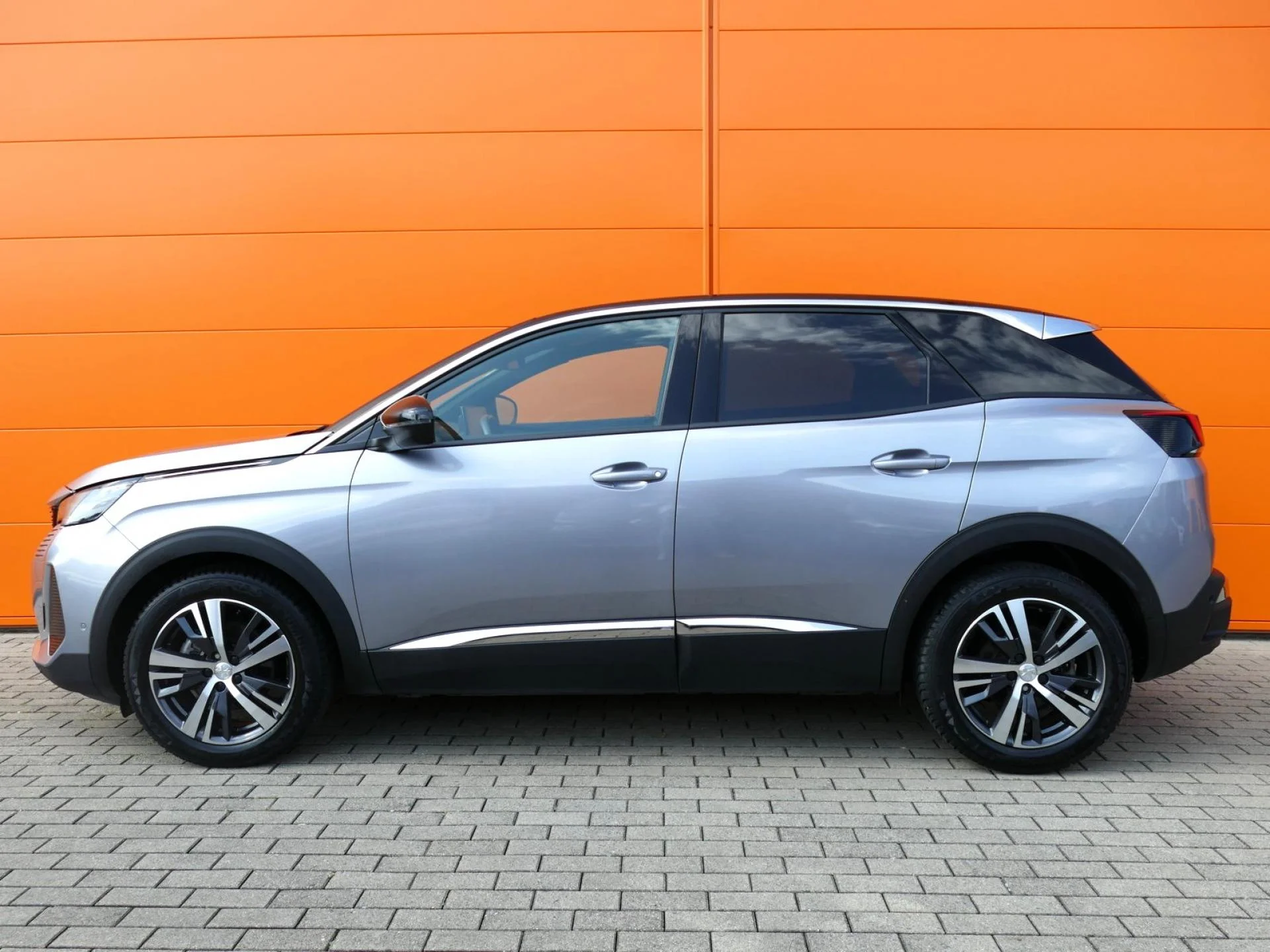 PEUGEOT 3008 - Miniature 3 sur 36 - Cliquer pour voir cette photo