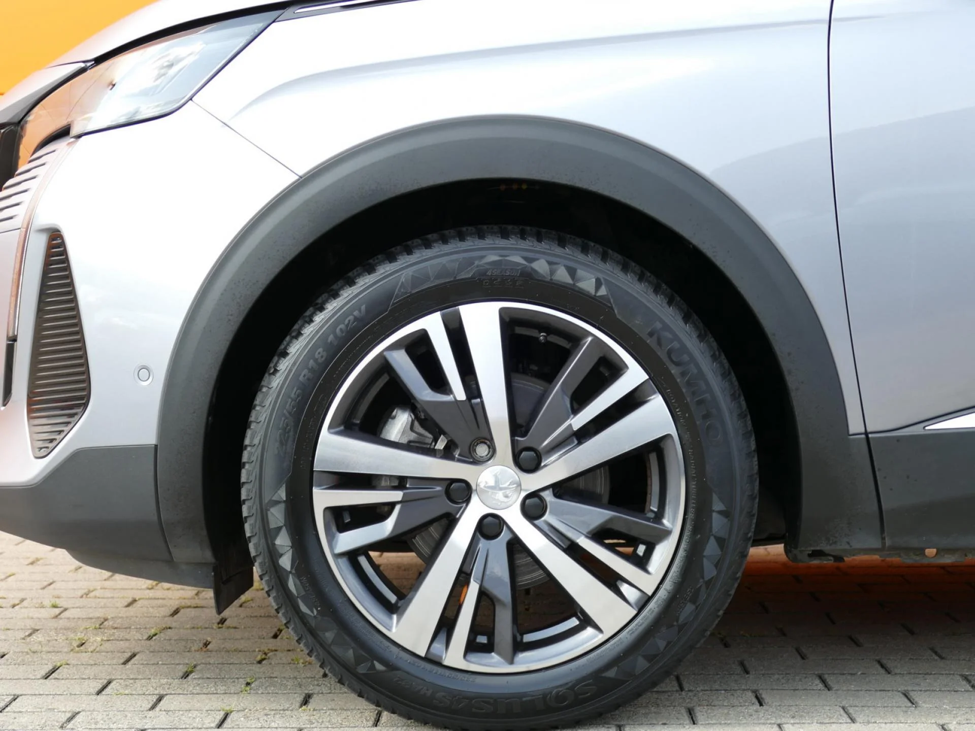 PEUGEOT 3008 - Miniature 35 sur 36 - Cliquer pour voir cette photo