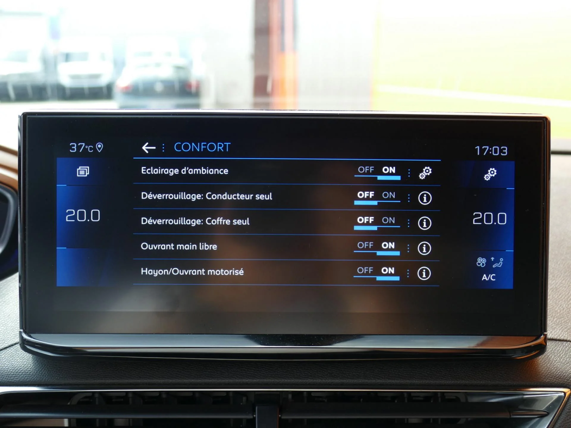 PEUGEOT 3008 - Miniature 14 sur 36 - Cliquer pour voir cette photo