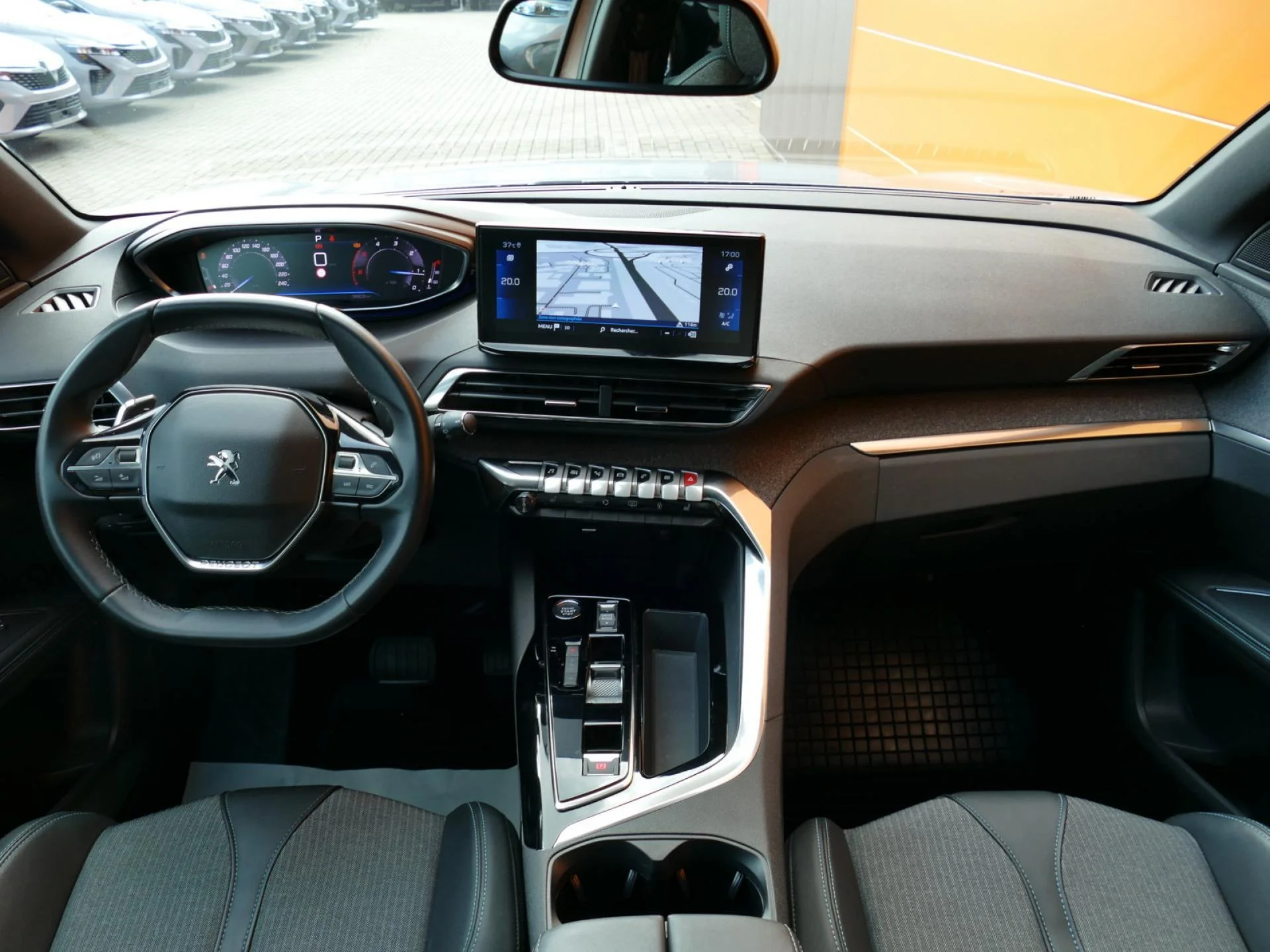 PEUGEOT 3008 - Miniature 5 sur 36 - Cliquer pour voir cette photo