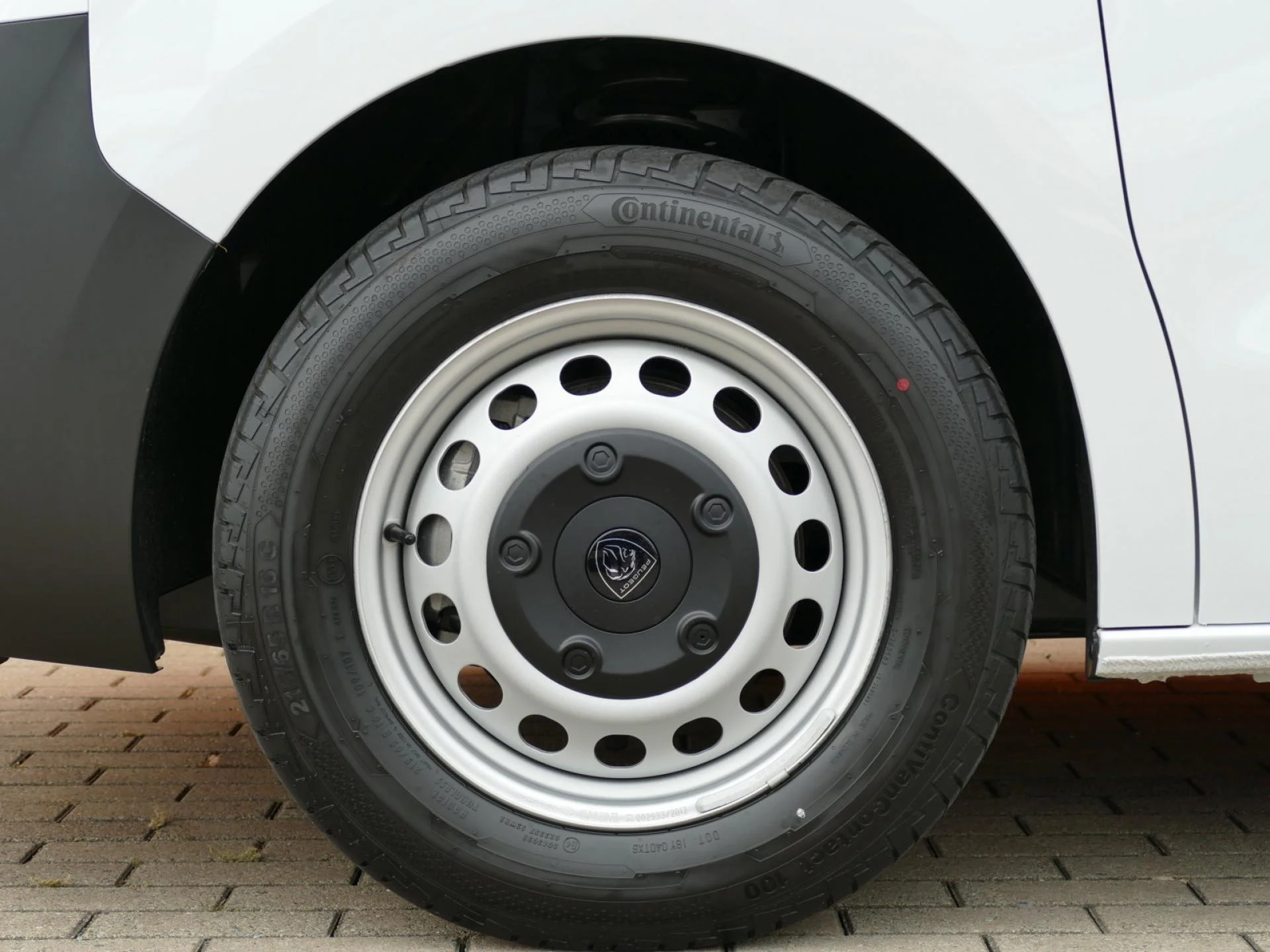 PEUGEOT EXPERT - Miniature 32 sur 33 - Cliquer pour voir cette photo