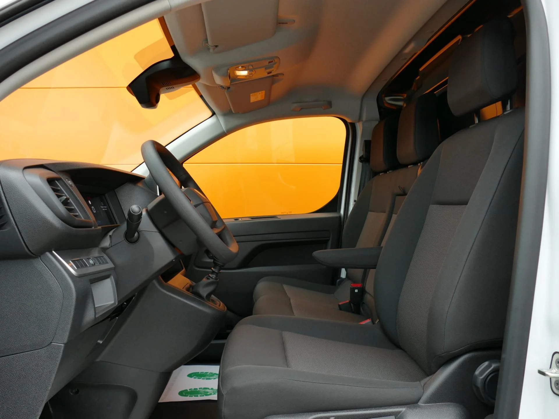 PEUGEOT EXPERT - Miniature 6 sur 32 - Cliquer pour voir cette photo